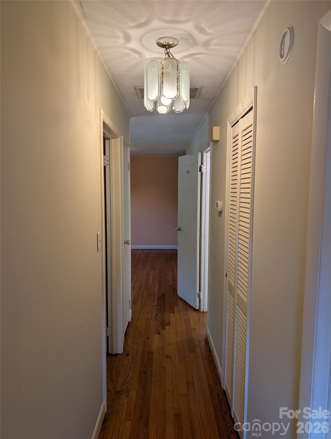 202 Melody Circle — Swannanoa