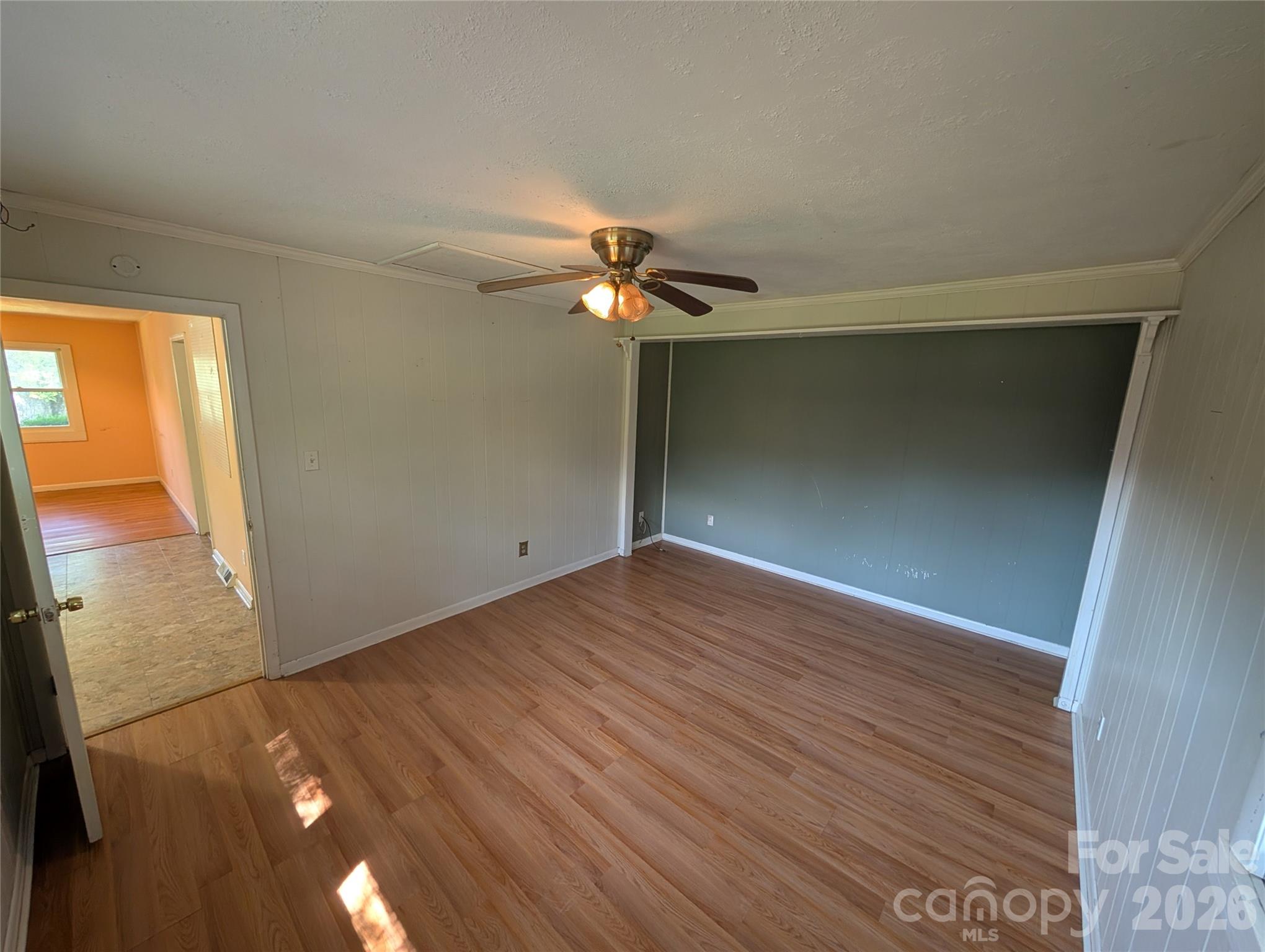 202 Melody Circle — Swannanoa