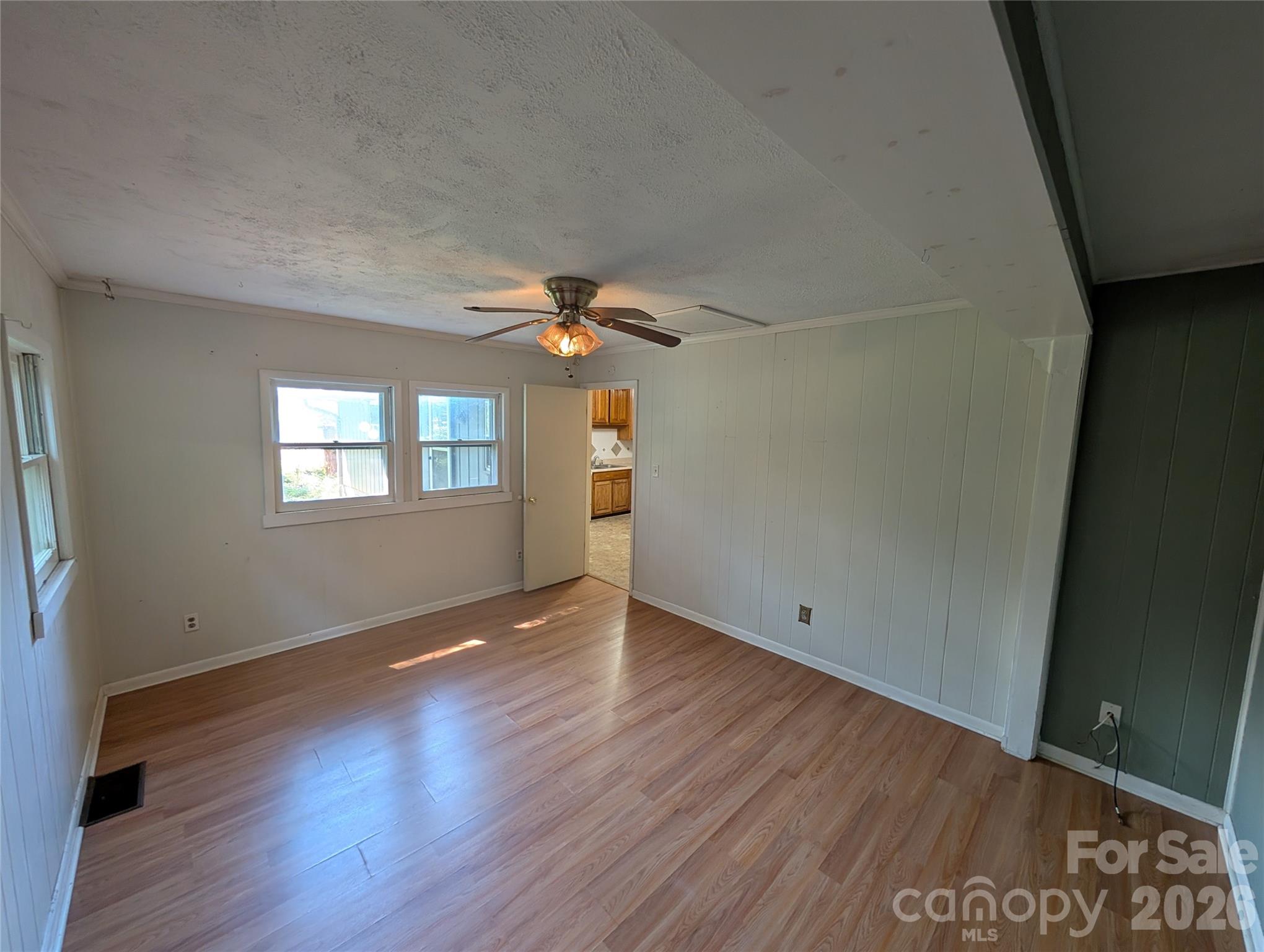 202 Melody Circle — Swannanoa