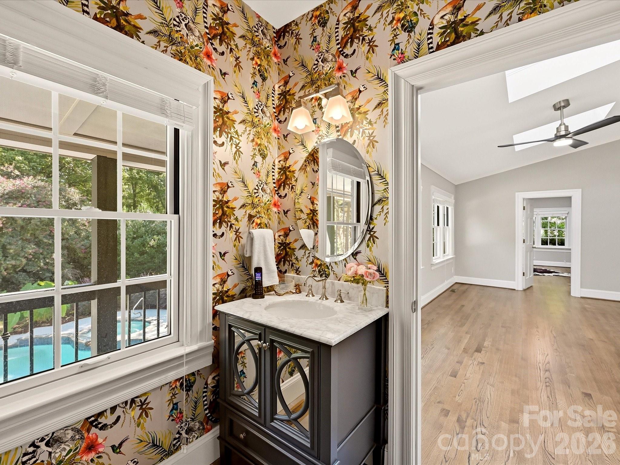 7019 Whitemarsh Court — Charlotte