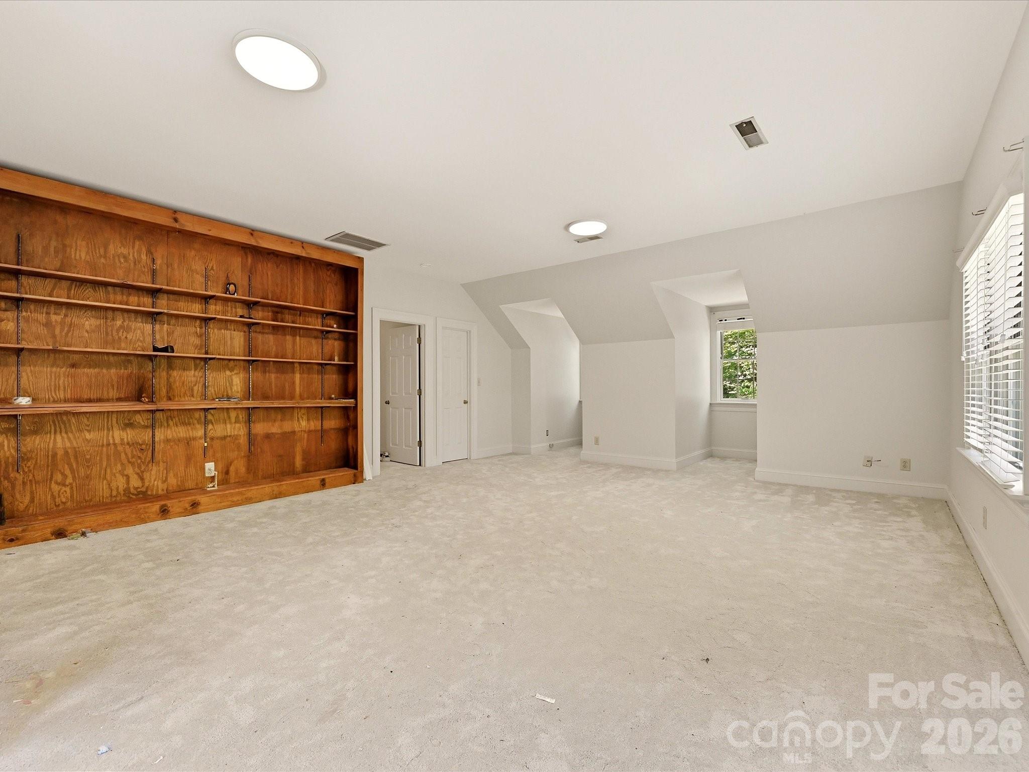 7019 Whitemarsh Court — Charlotte