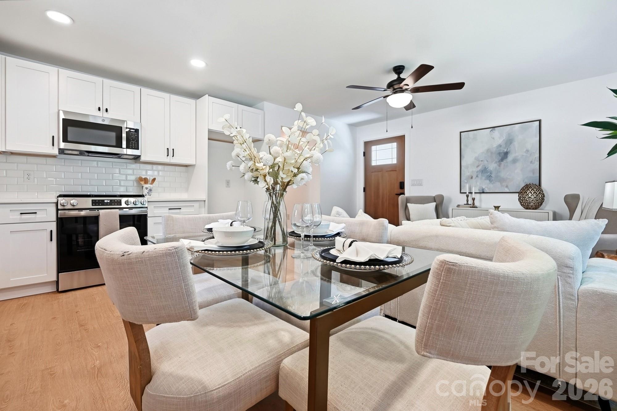 2204 Rozzelles Ferry Road — Charlotte