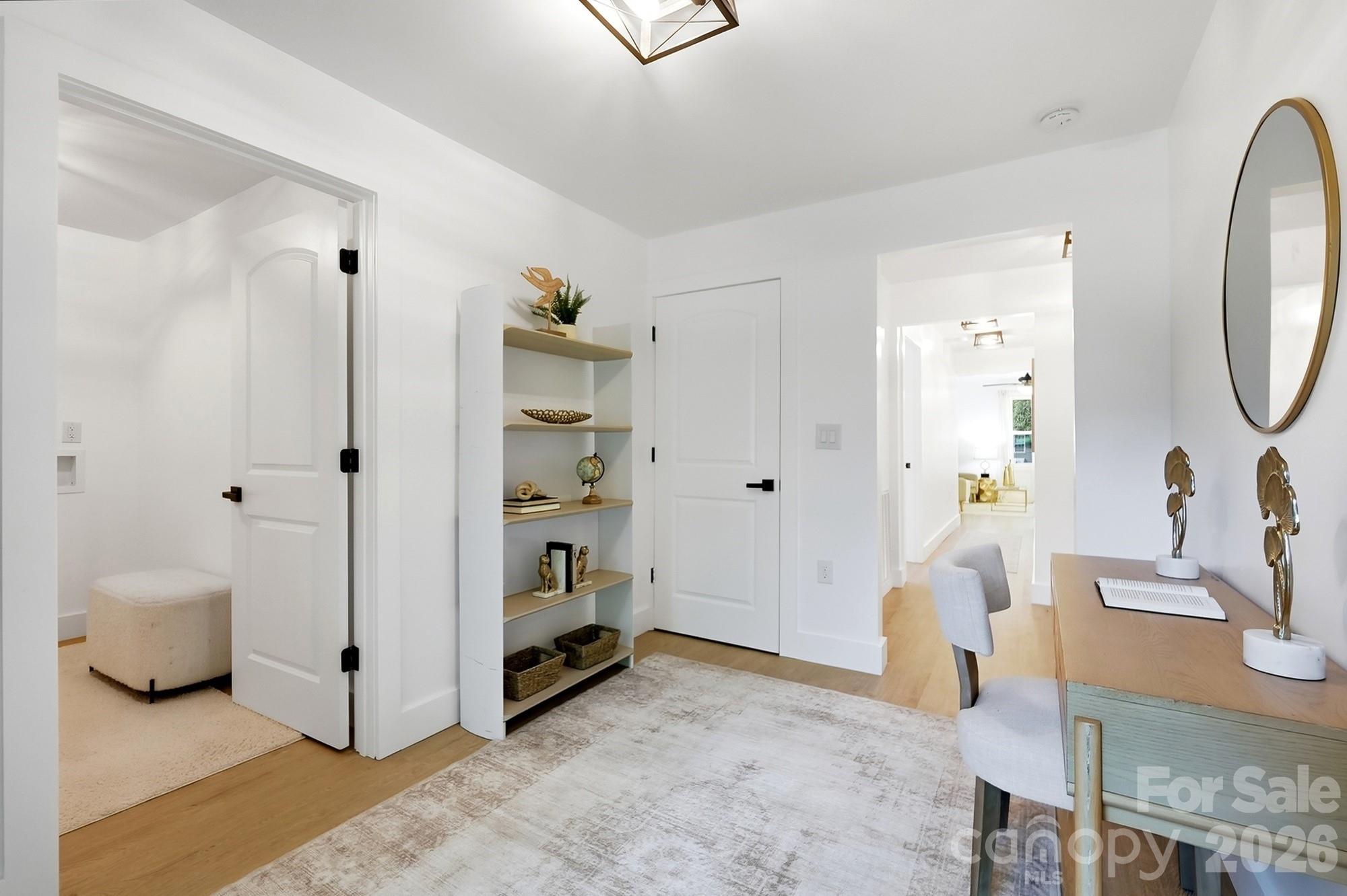 2204 Rozzelles Ferry Road — Charlotte