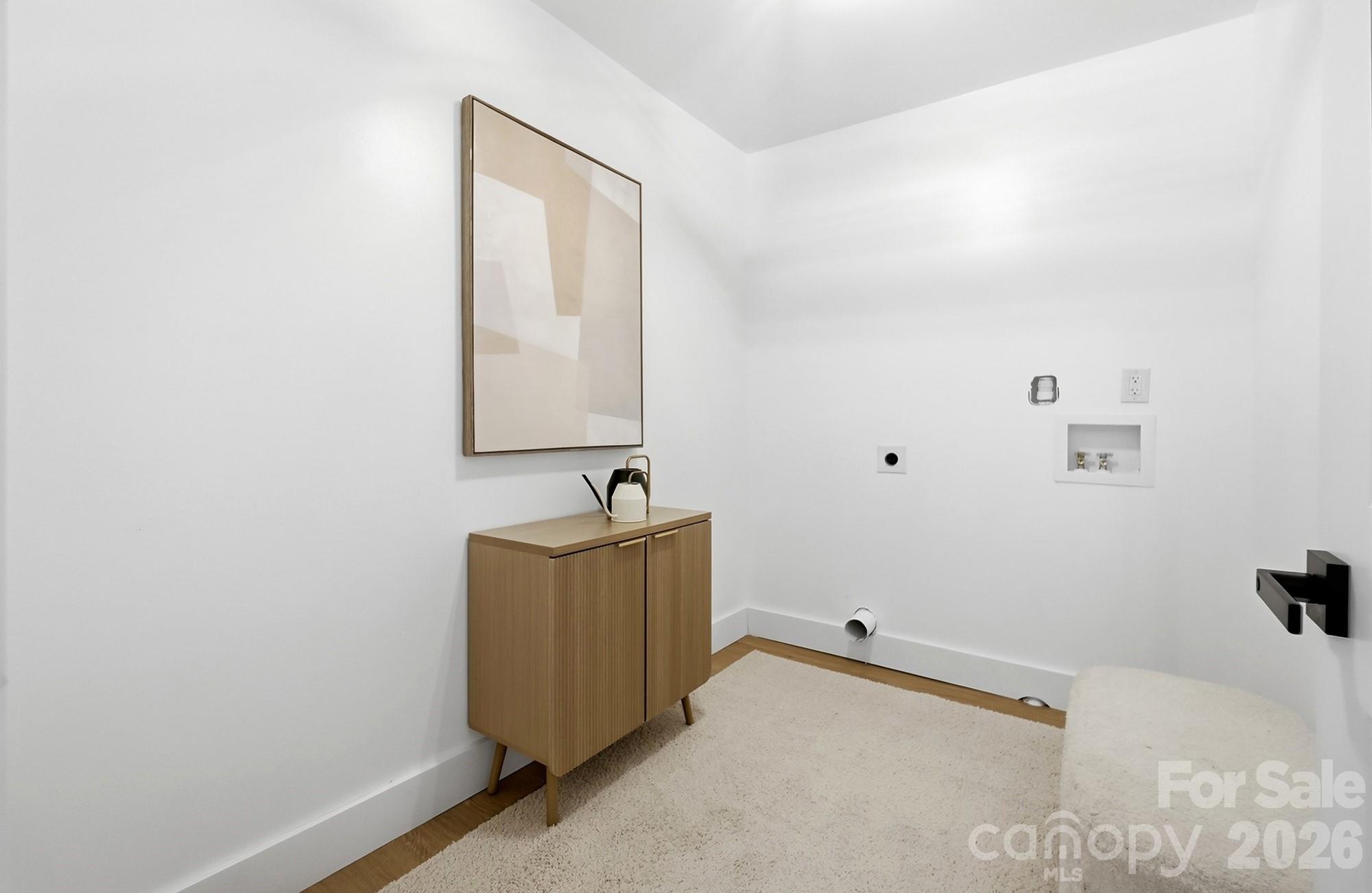 2204 Rozzelles Ferry Road — Charlotte