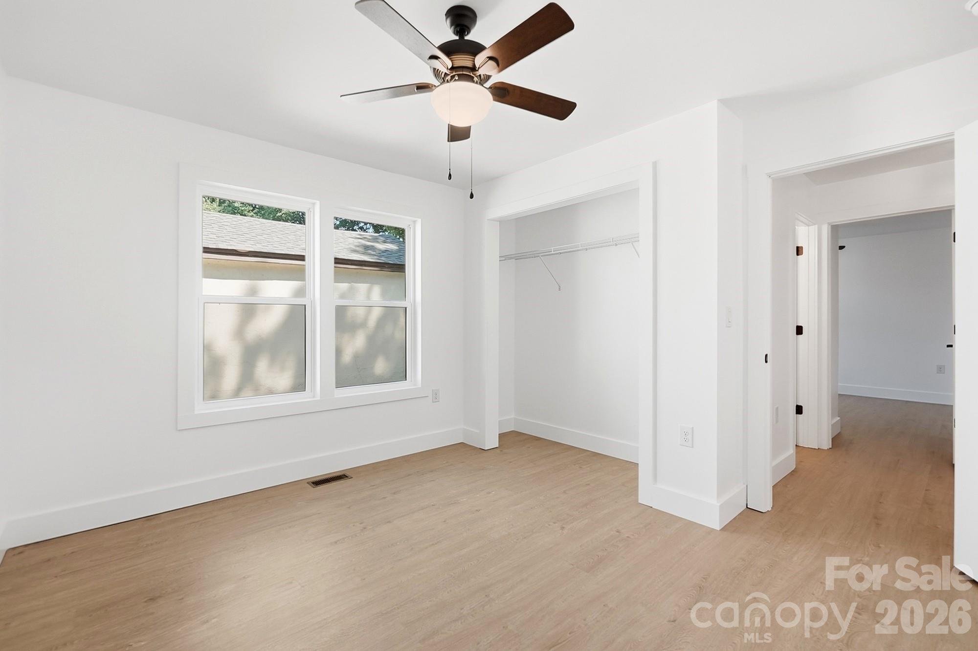 2204 Rozzelles Ferry Road — Charlotte