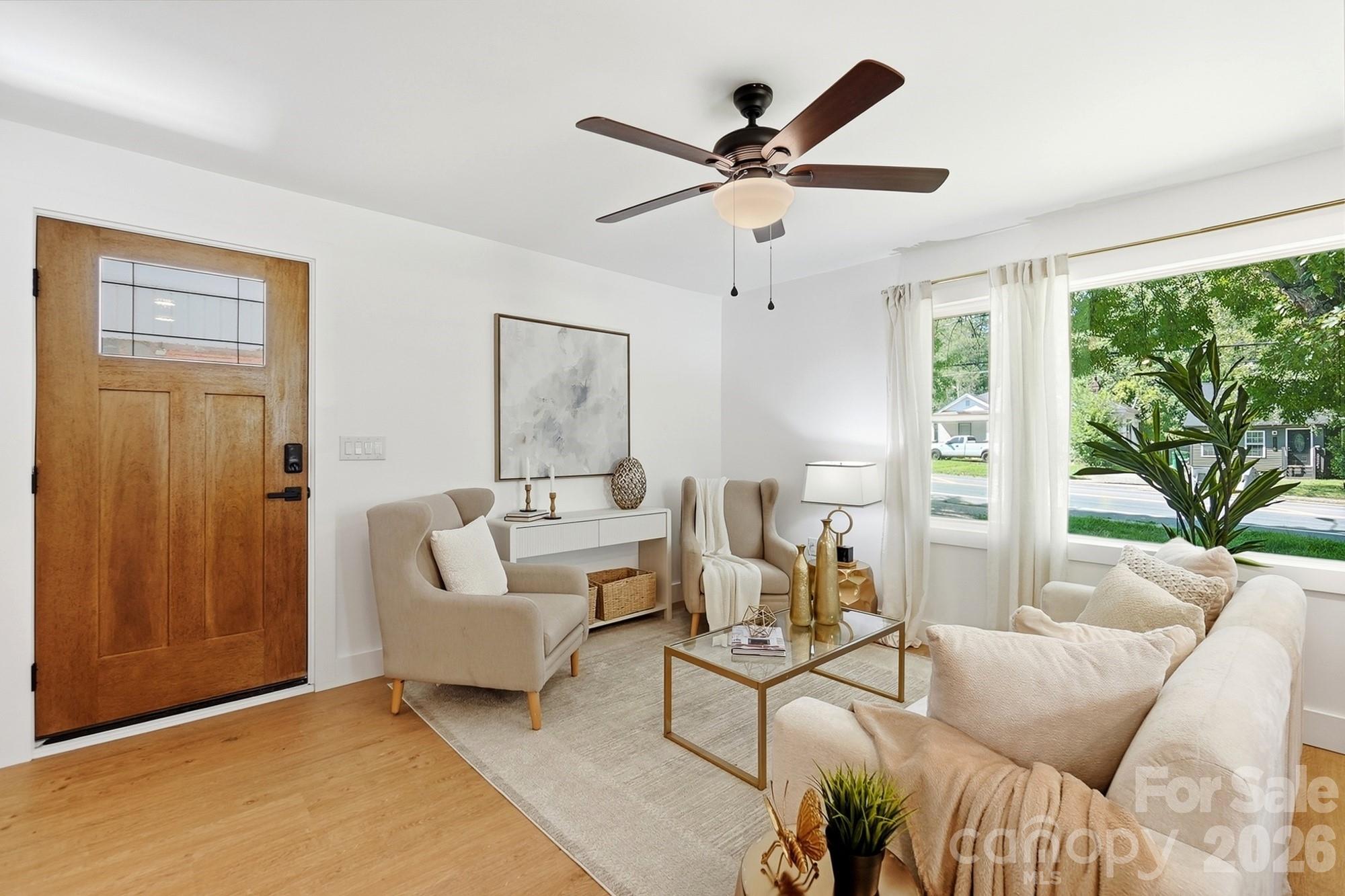 2204 Rozzelles Ferry Road — Charlotte