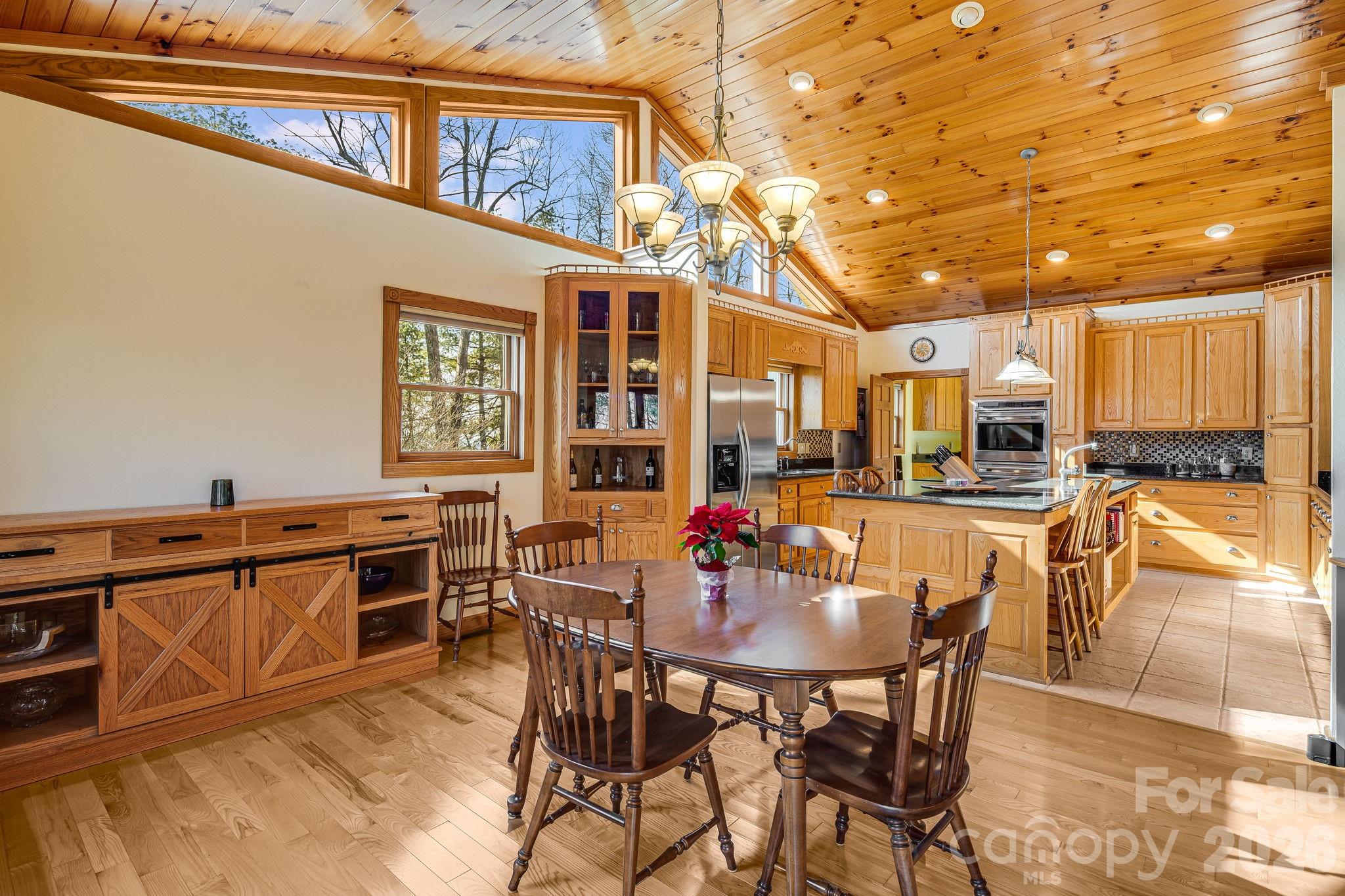 20 Stony Crest Drive — Spruce Pine