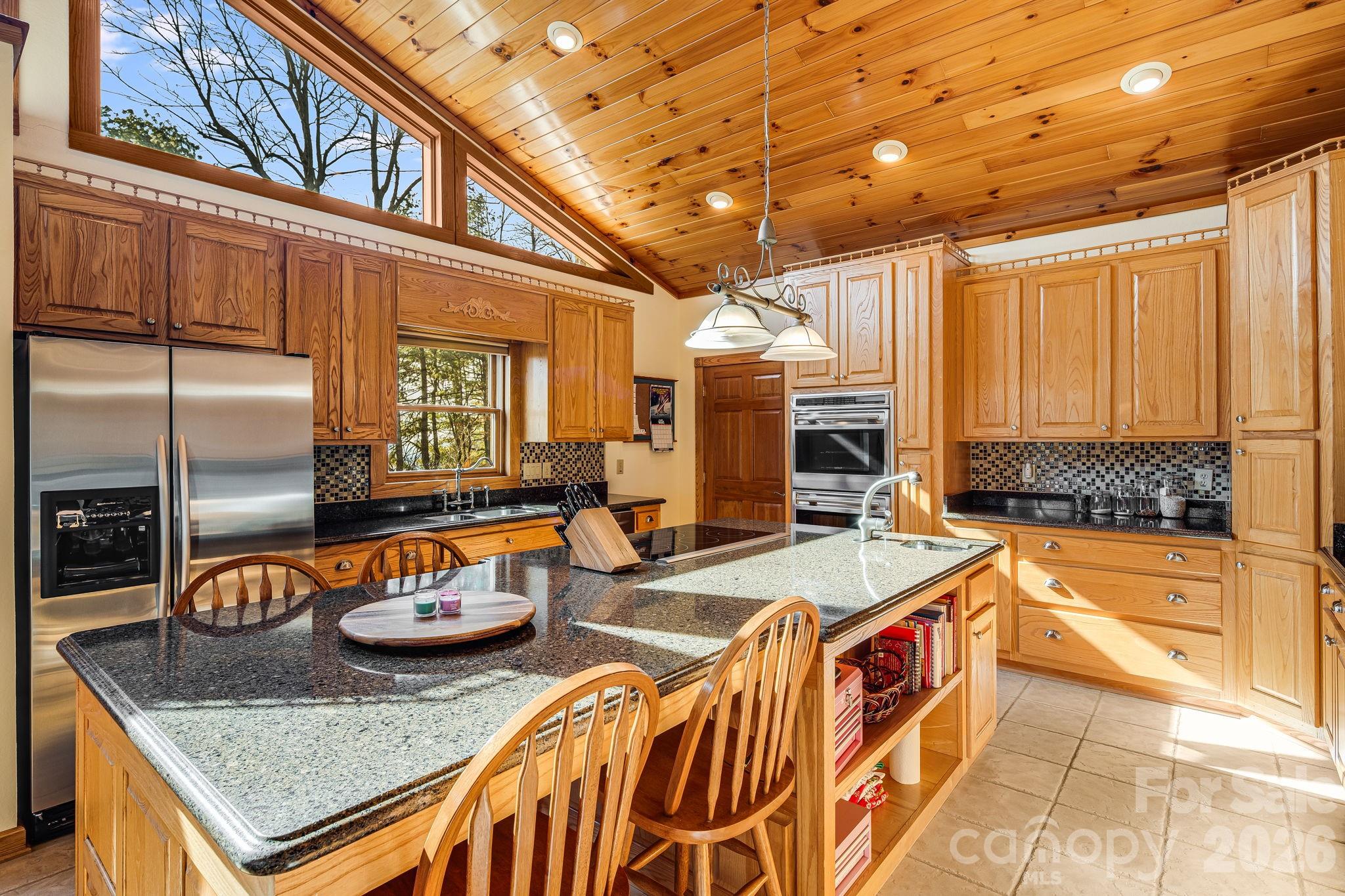 20 Stony Crest Drive — Spruce Pine