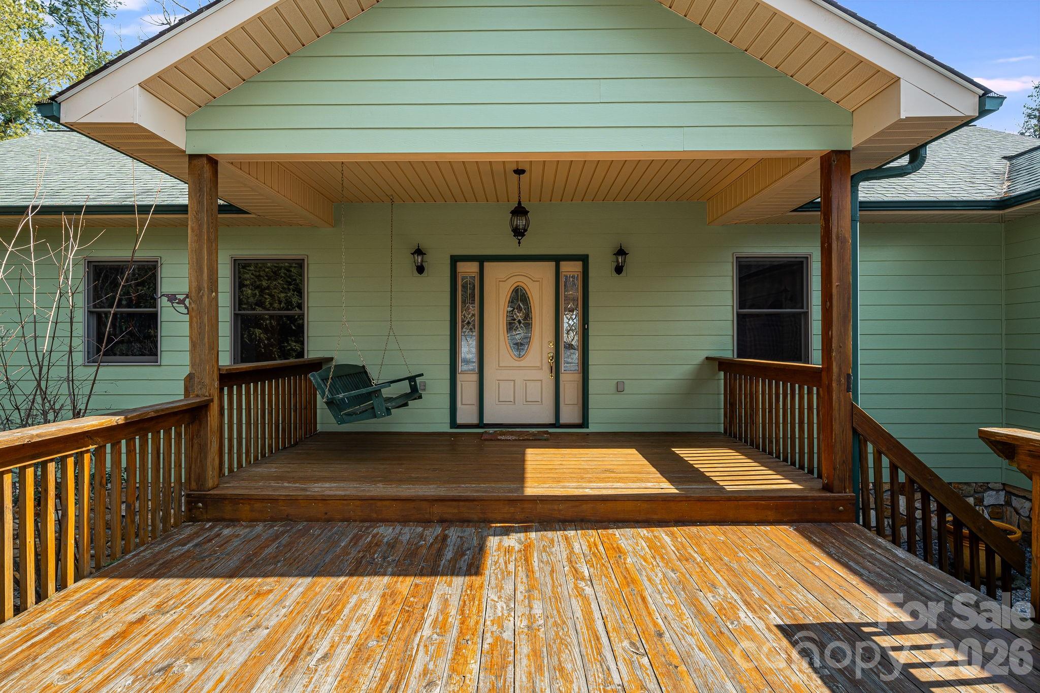 20 Stony Crest Drive — Spruce Pine