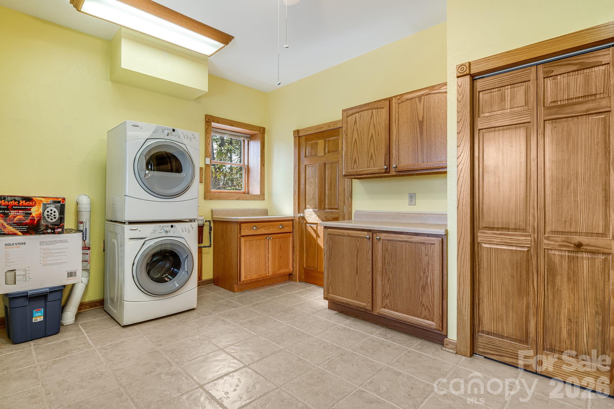 20 Stony Crest Drive — Spruce Pine