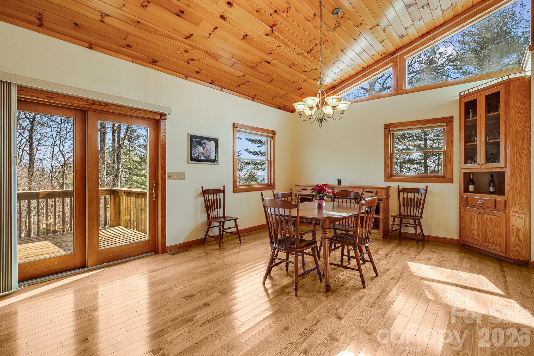 20 Stony Crest Drive — Spruce Pine