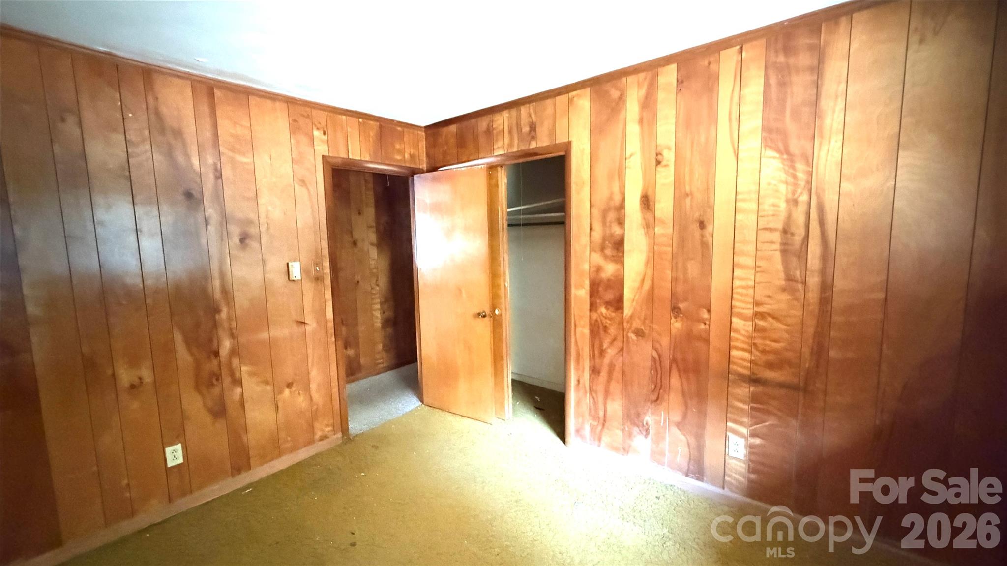 1515 Pleasant Plains Road — Matthews