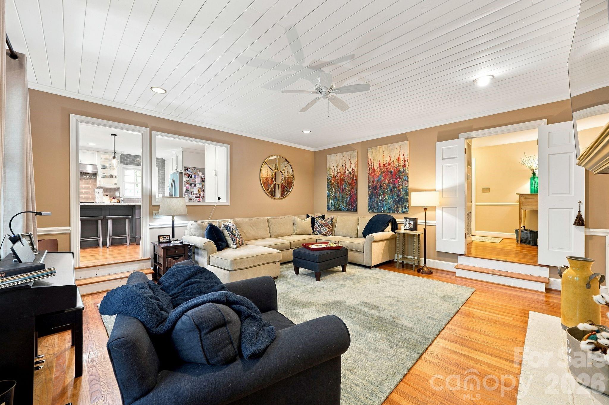 405 Pine Road — Davidson