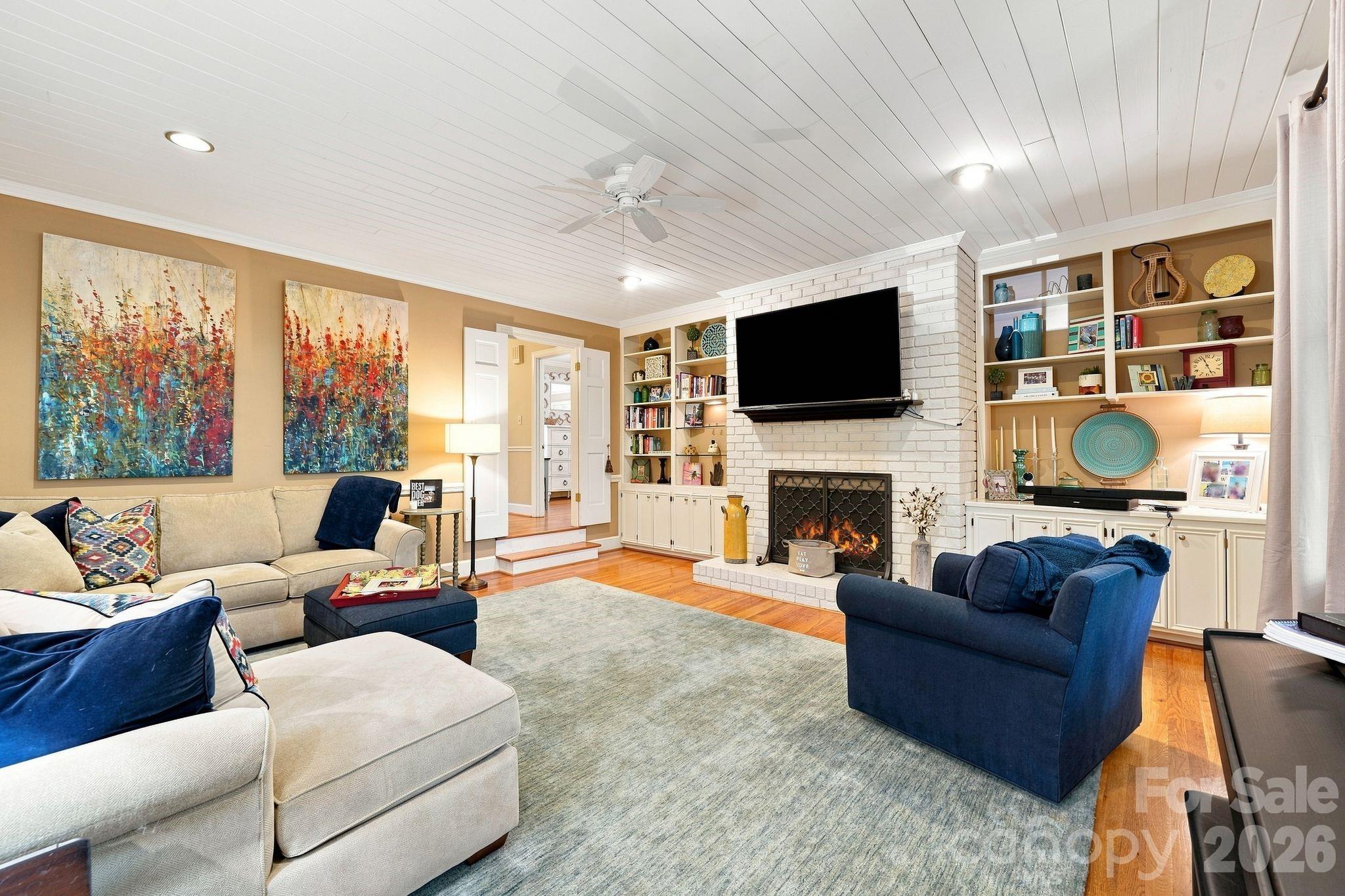 405 Pine Road — Davidson