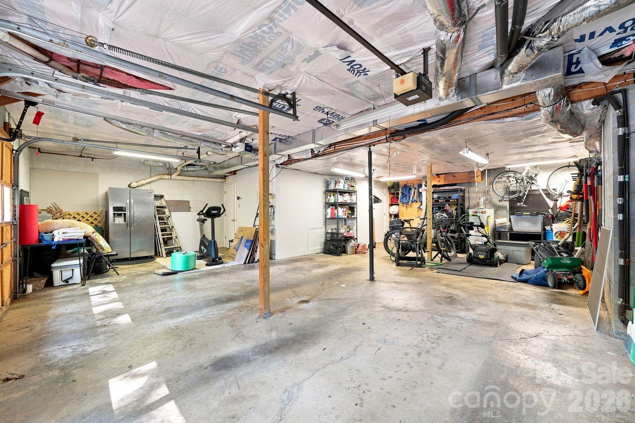 405 Pine Road — Davidson