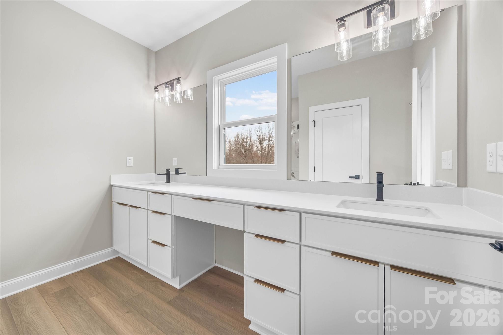 401 N Lee Street #B — Mount Holly