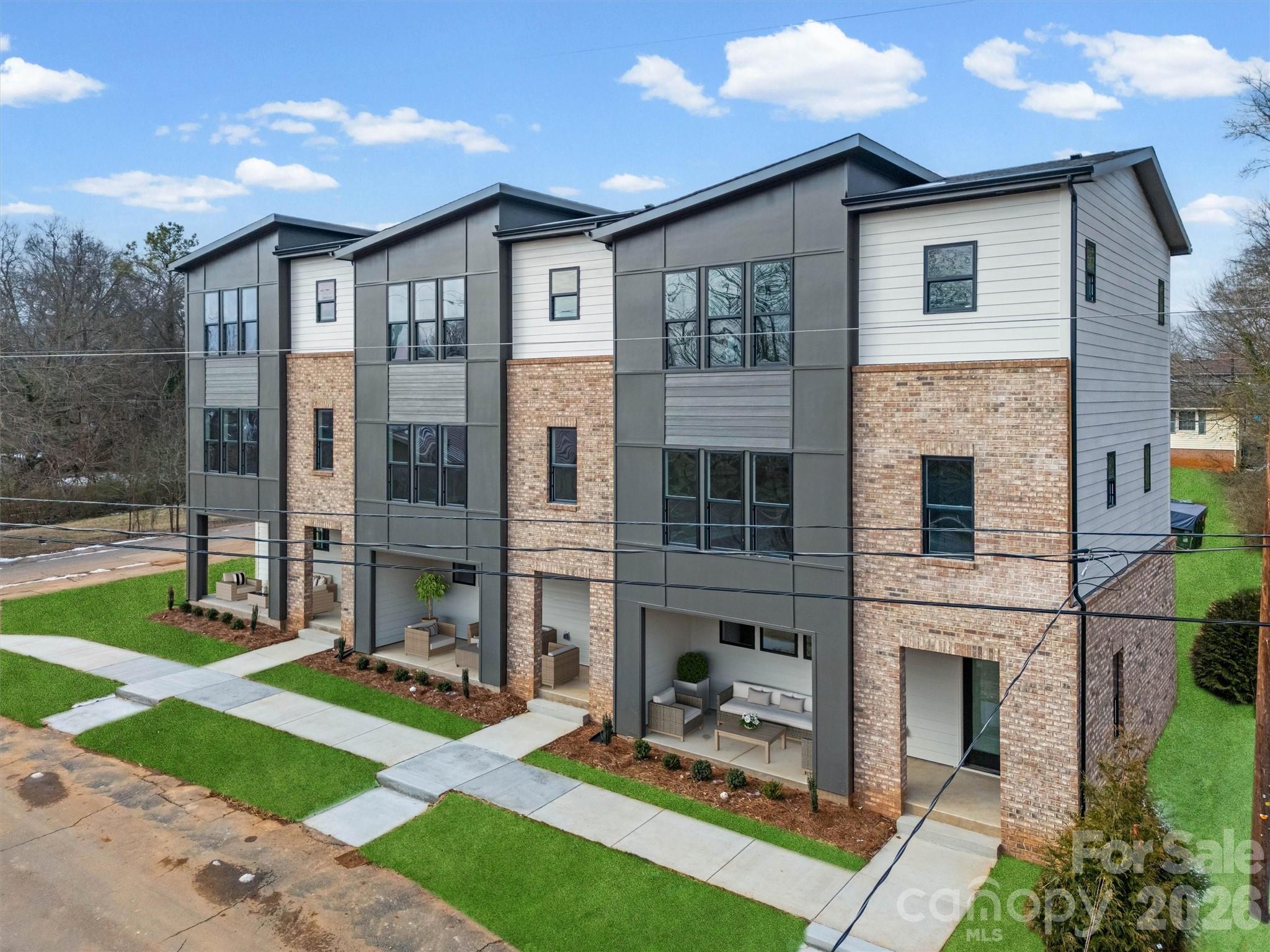 401 N Lee Street #B — Mount Holly