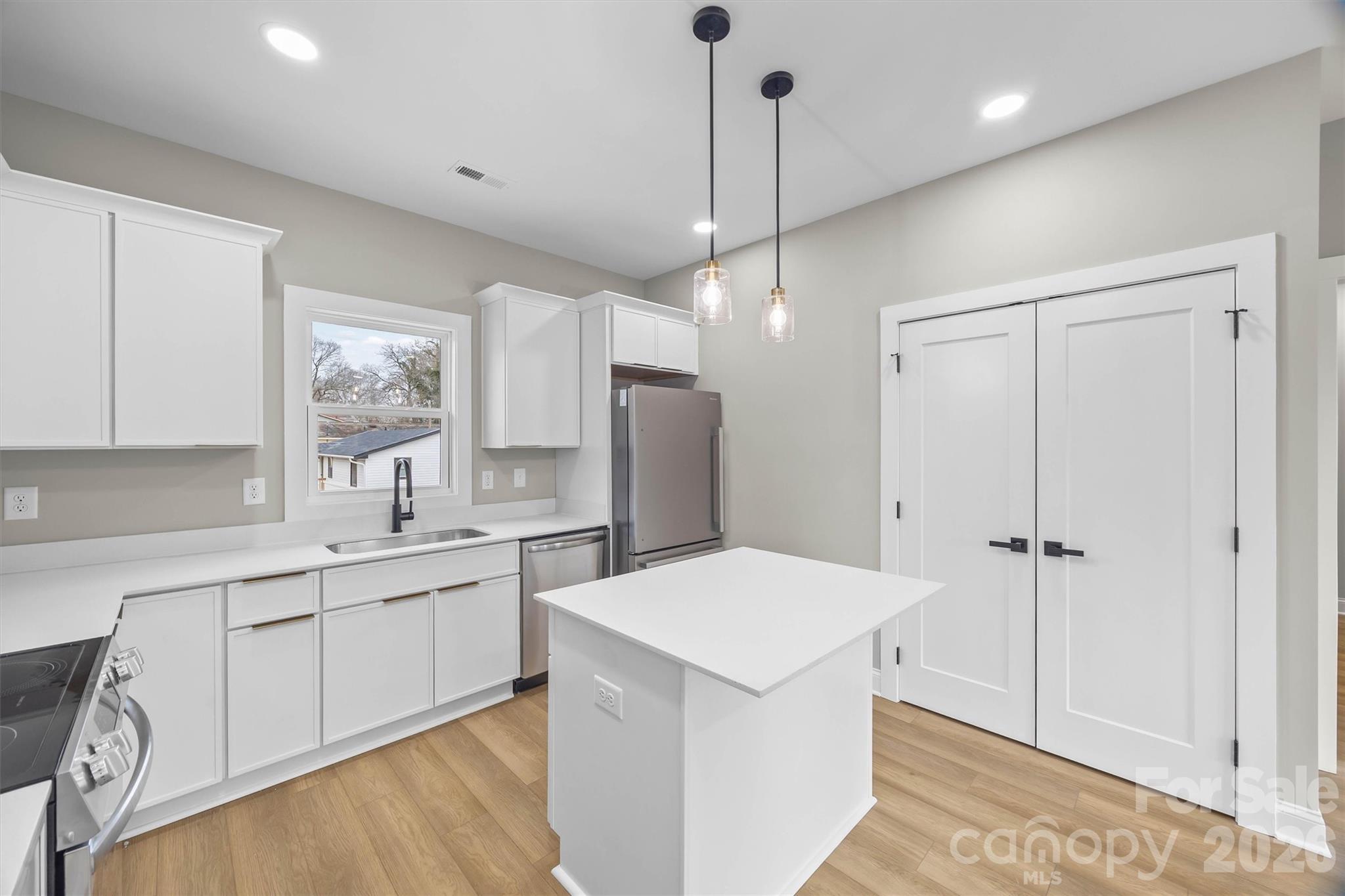 401 N Lee Street #B — Mount Holly