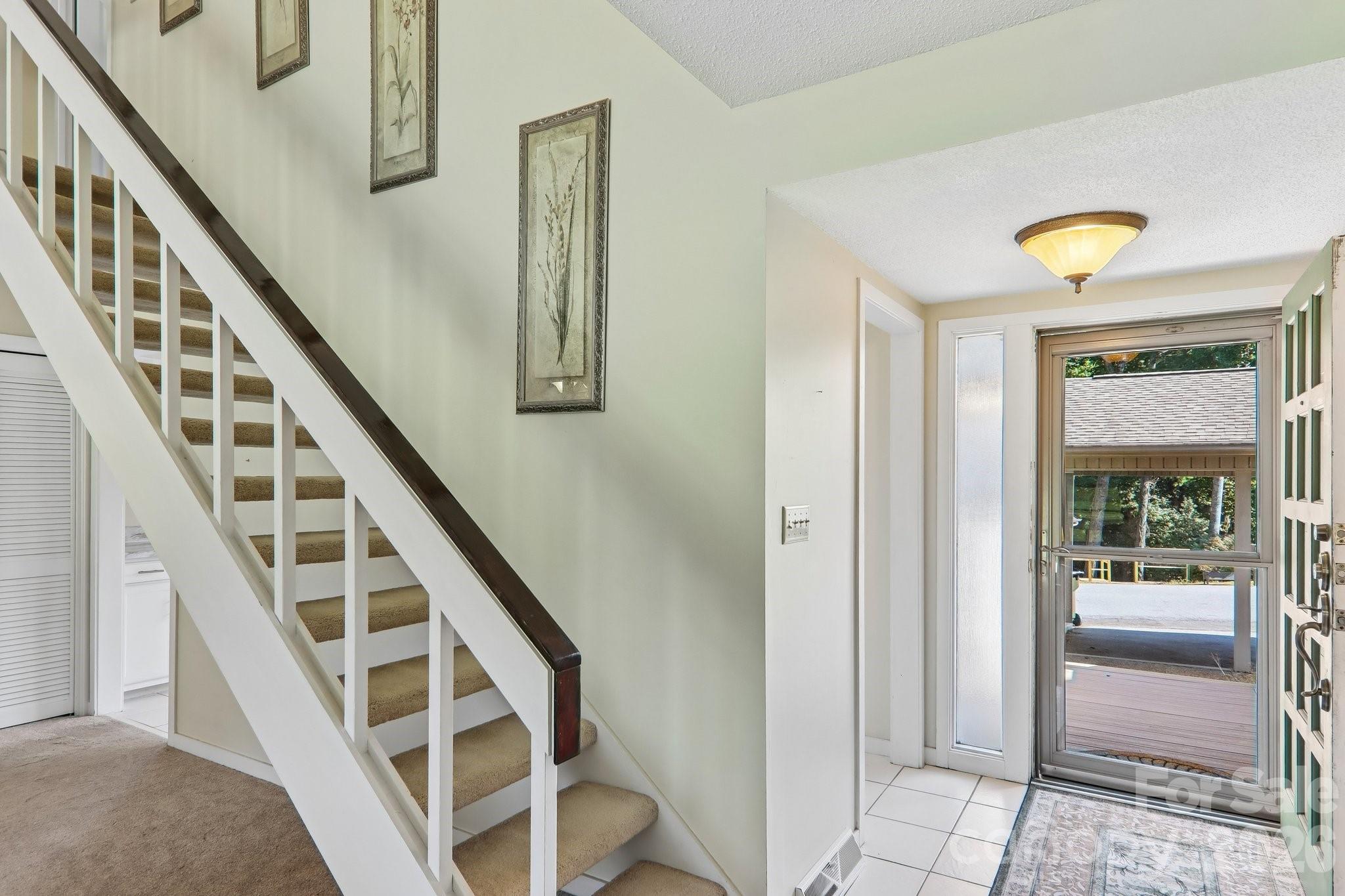 18 Foxmoor Court — Etowah