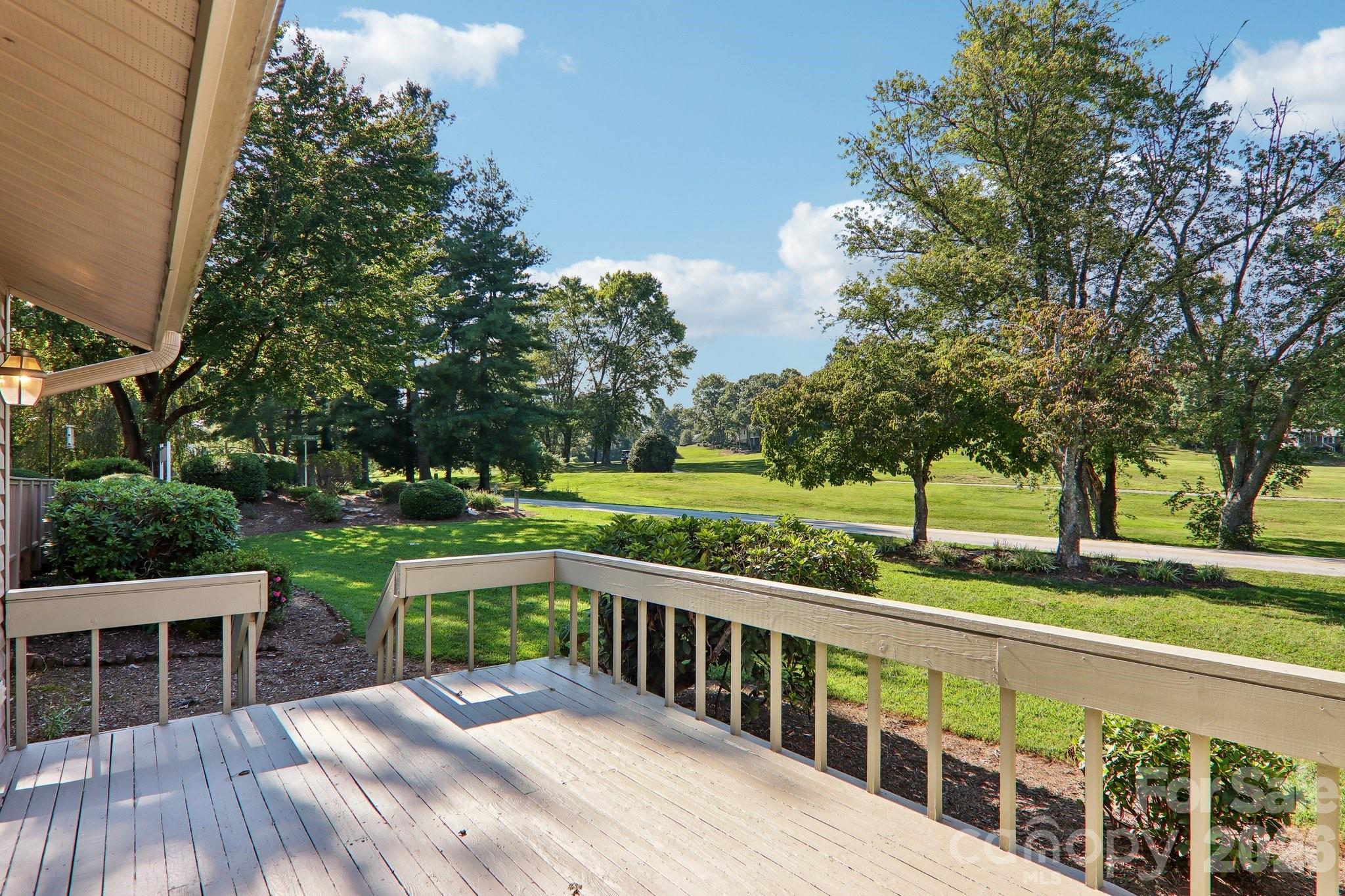 18 Foxmoor Court — Etowah
