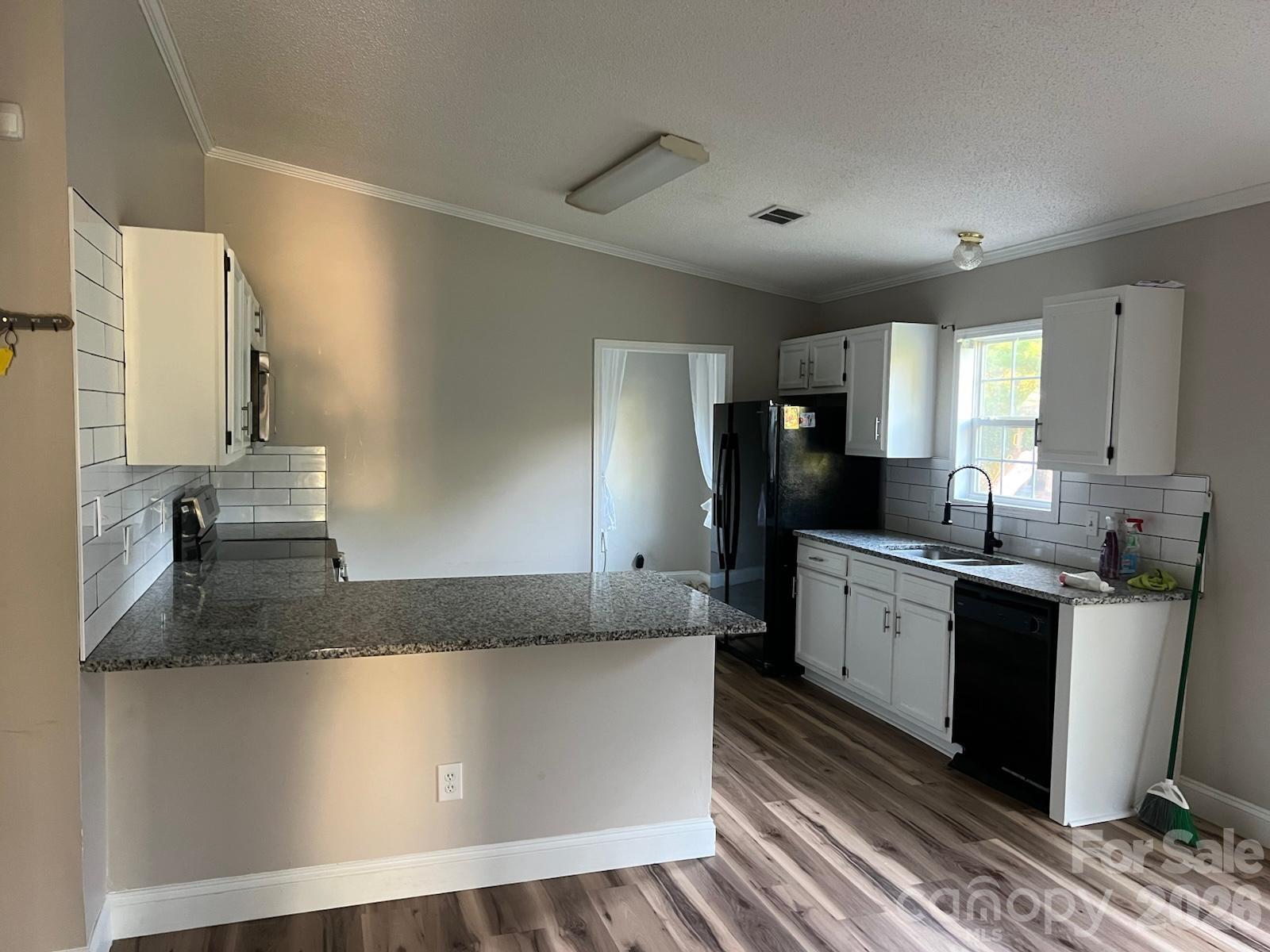 322 Woodcrest Drive — York
