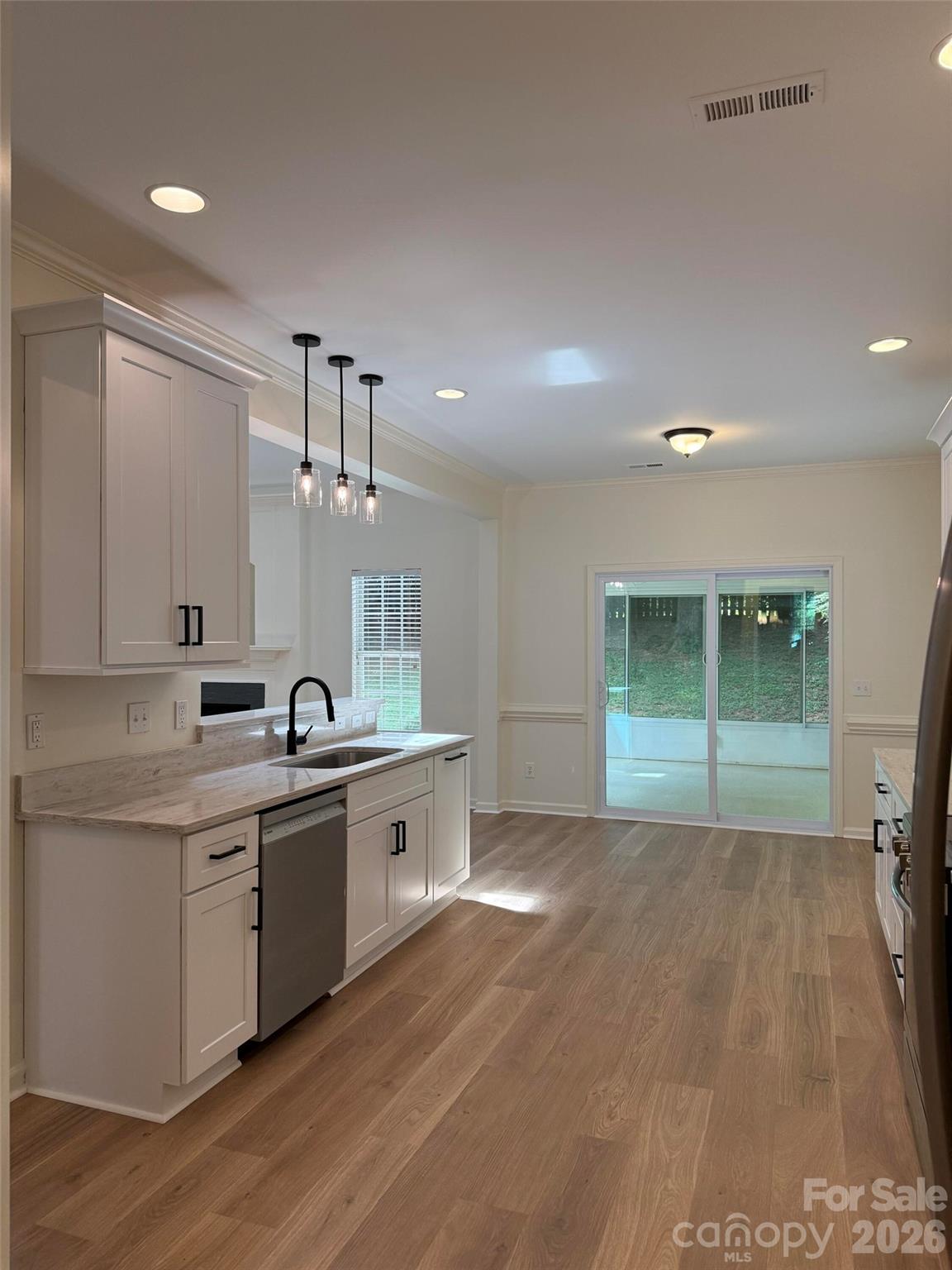 17234 Georgian Hall Drive — Charlotte