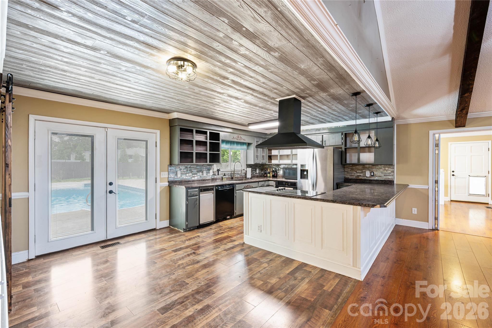 7610 Long Island Road — Catawba