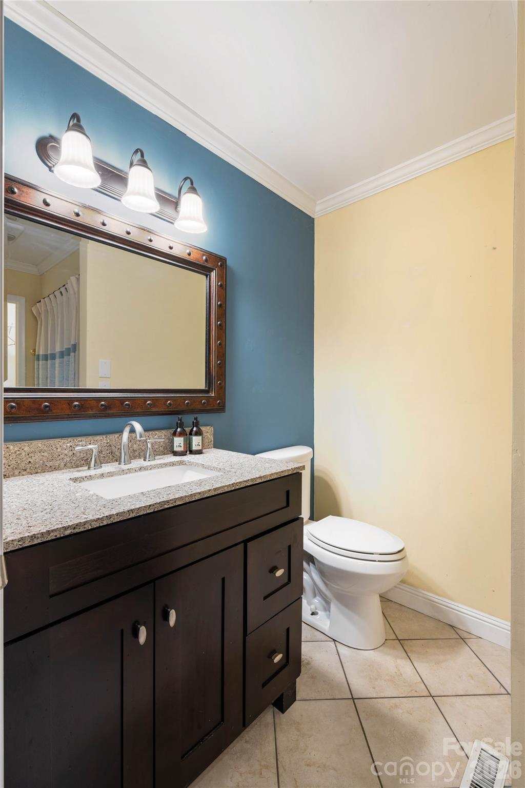 7610 Long Island Road — Catawba