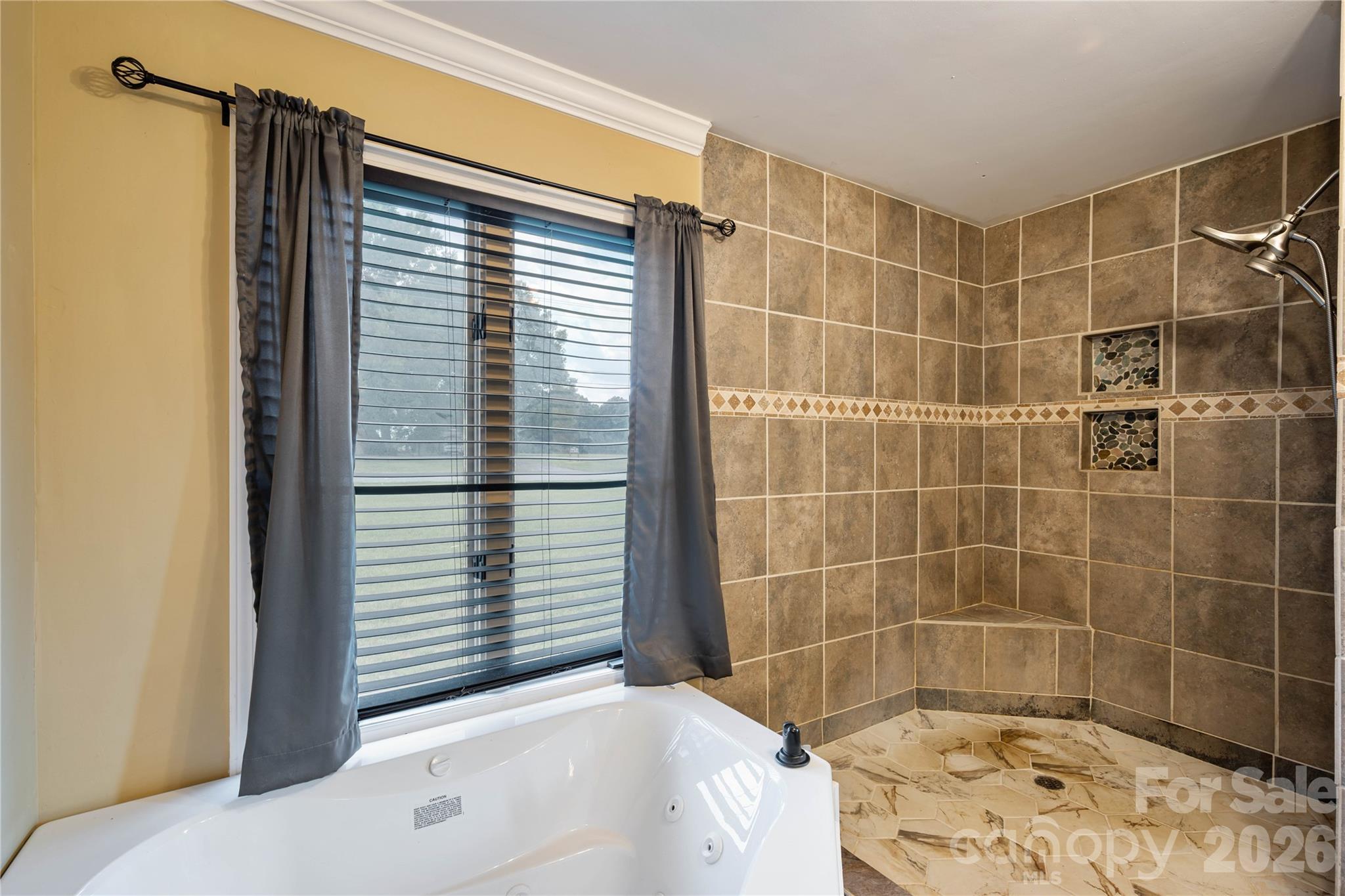 7610 Long Island Road — Catawba