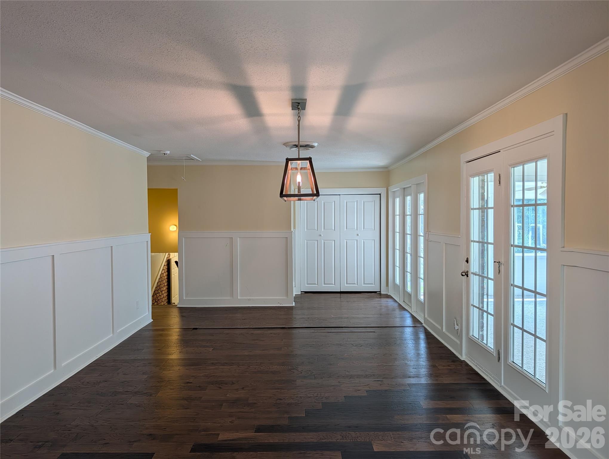 220 Augusta Drive — Statesville