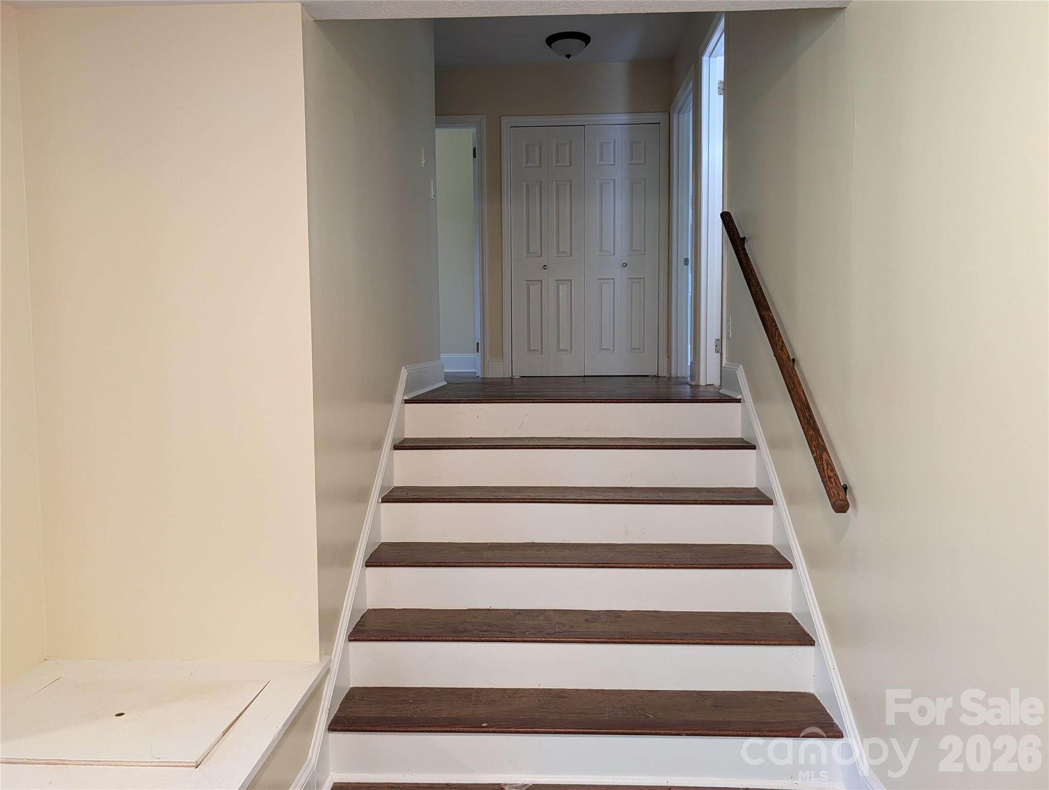 220 Augusta Drive — Statesville