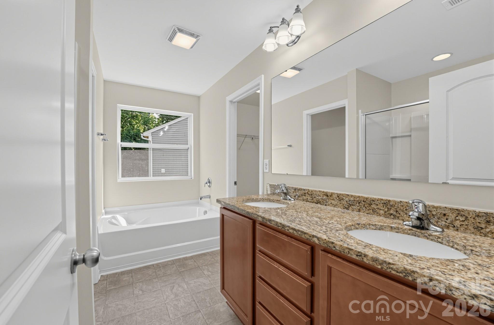 9830 Eagle Feathers Drive — Charlotte