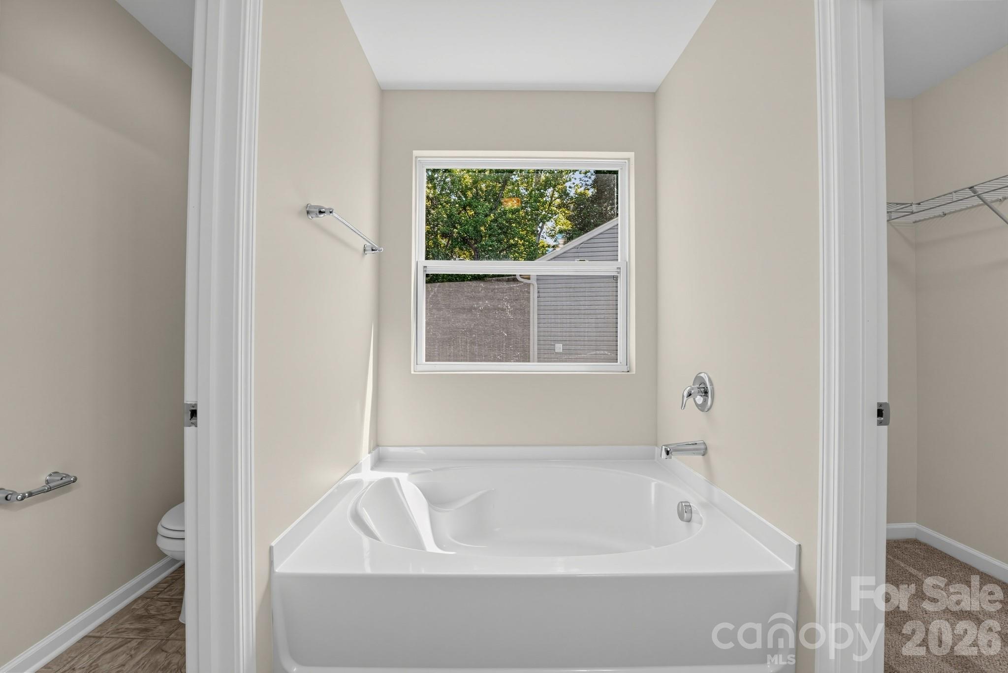 9830 Eagle Feathers Drive — Charlotte