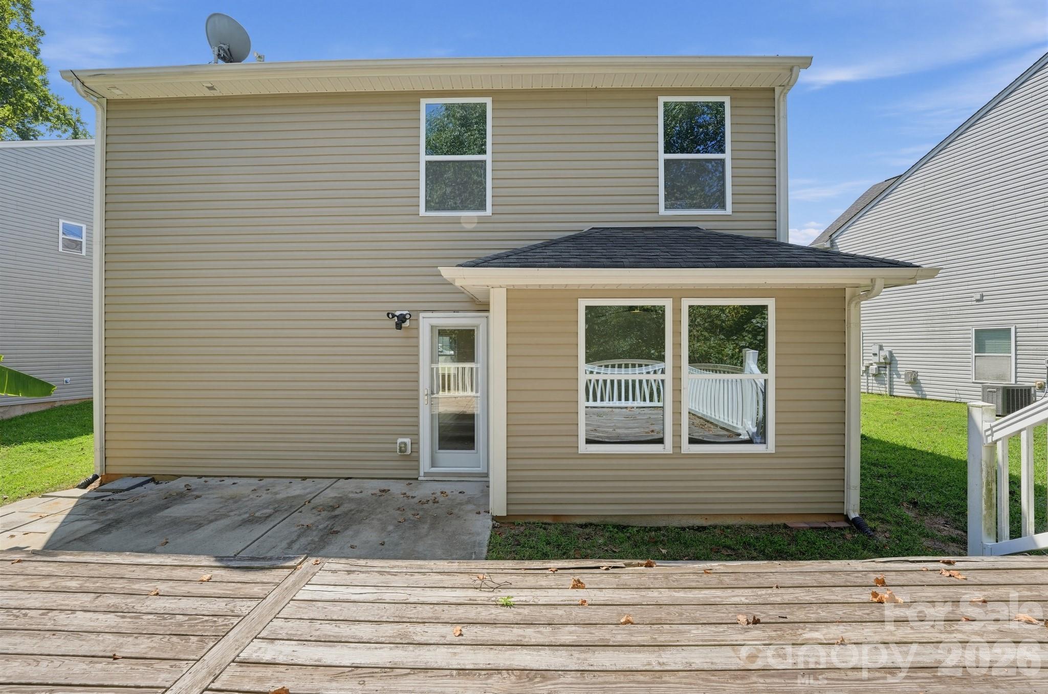 9830 Eagle Feathers Drive — Charlotte