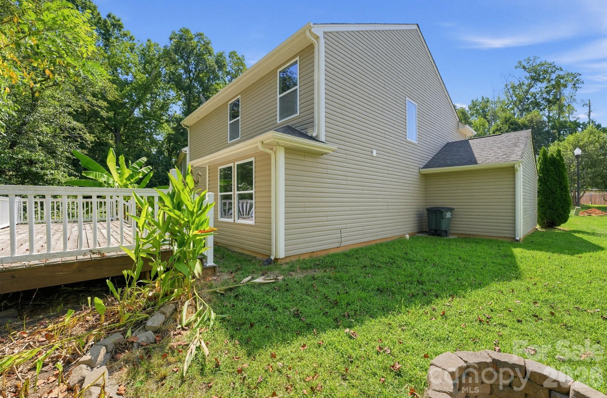 9830 Eagle Feathers Drive — Charlotte
