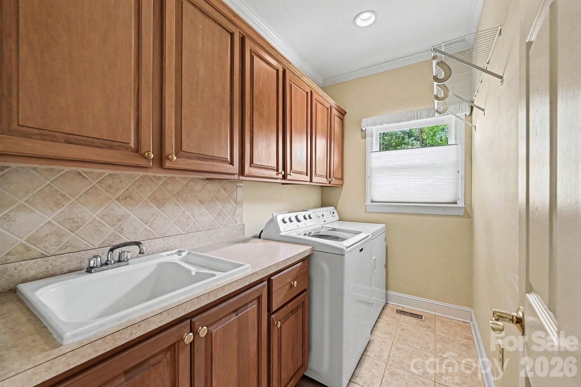 8271 Long Island Road — Catawba