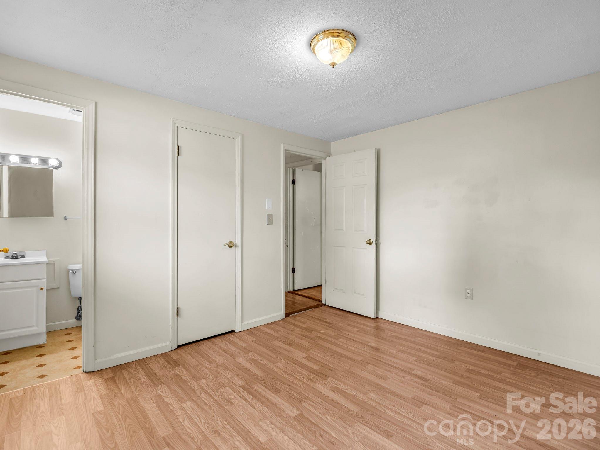 254 Oldcastle Lane #49 — Forest City