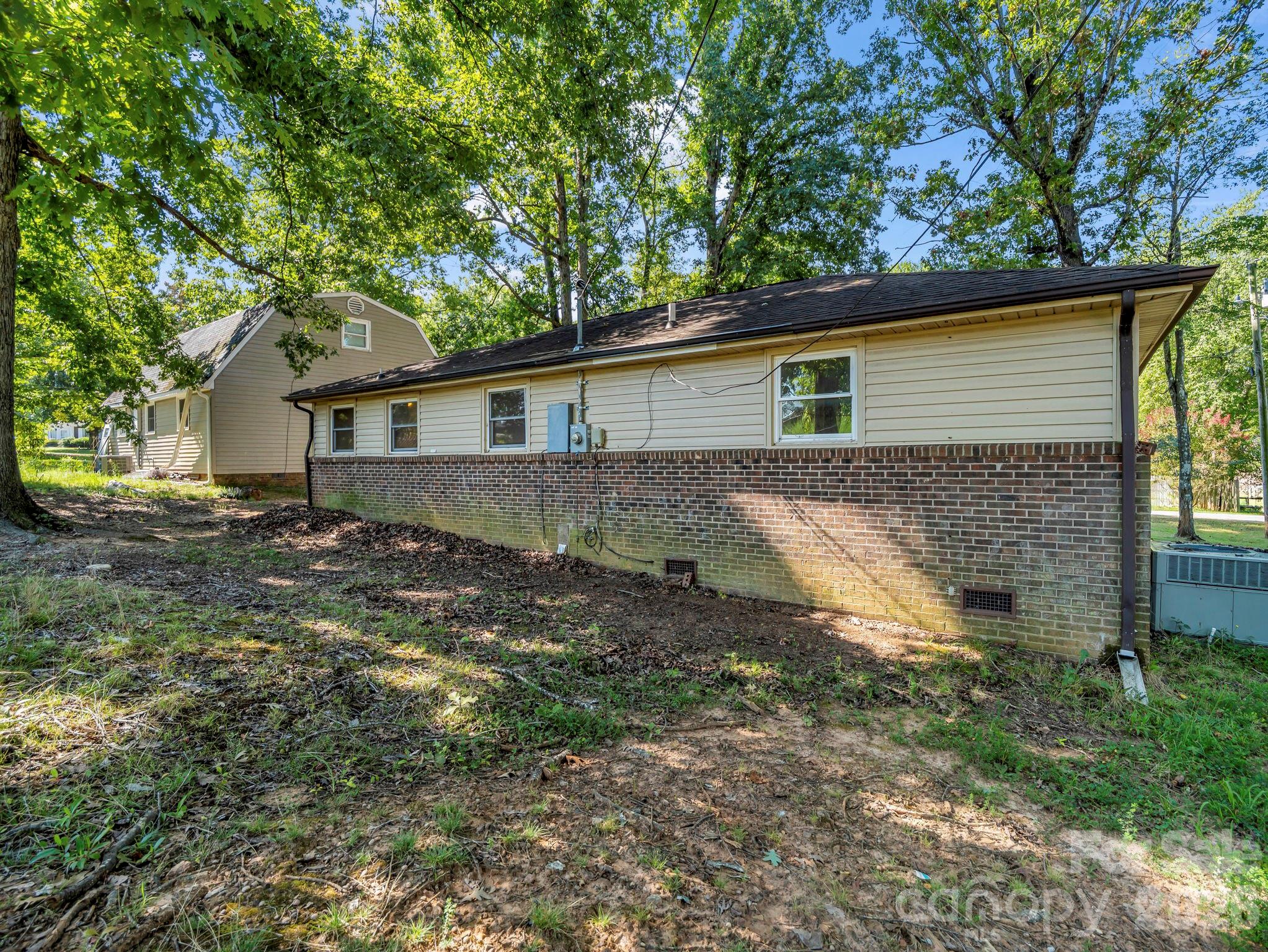 254 Oldcastle Lane #49 — Forest City