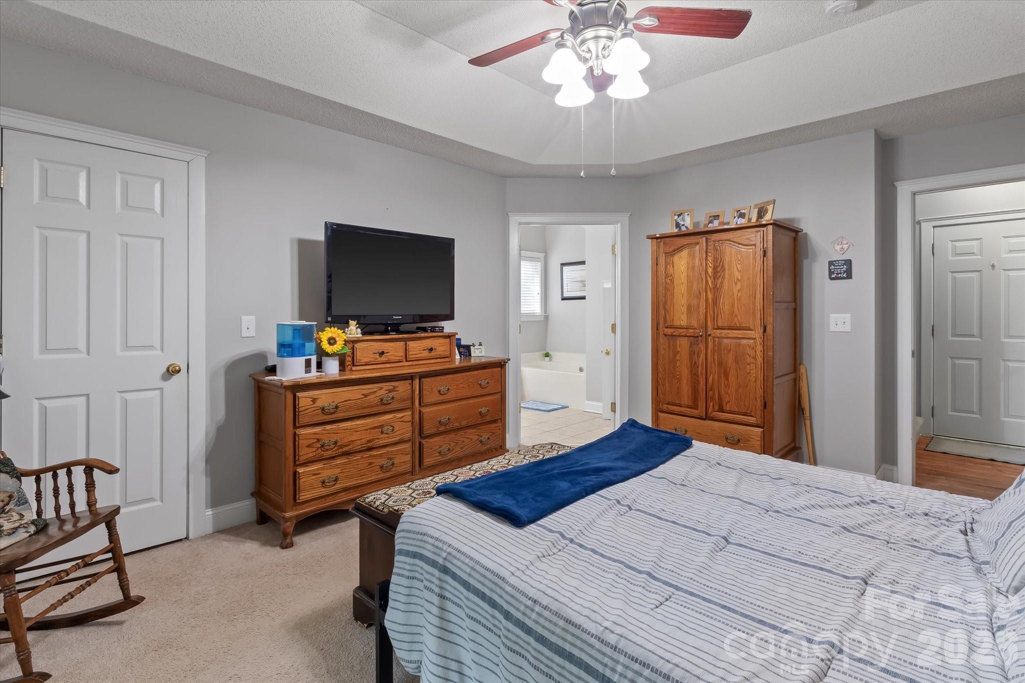 13502 Glencreek Lane — Huntersville