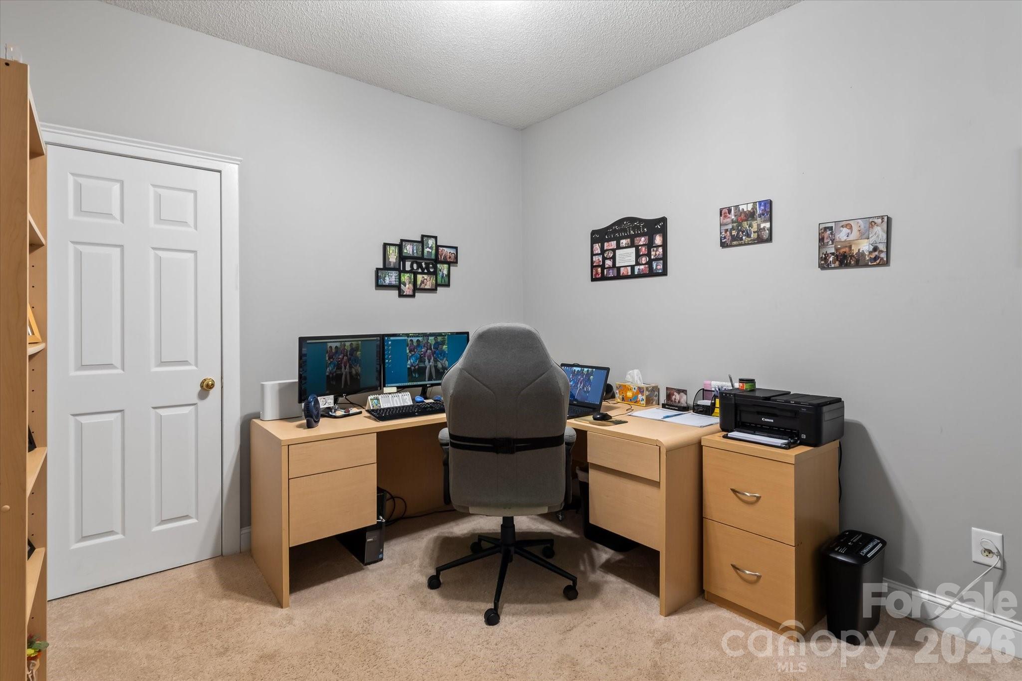 13502 Glencreek Lane — Huntersville