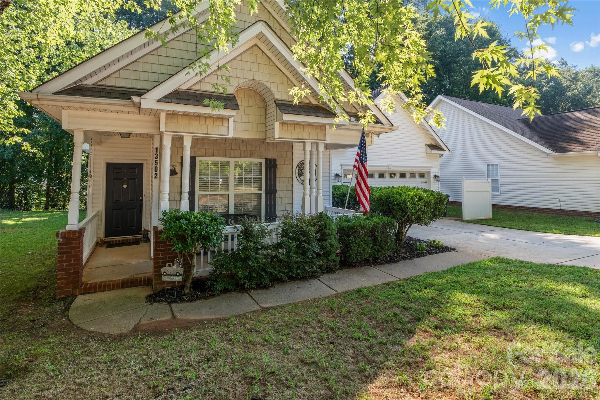 13502 Glencreek Lane — Huntersville