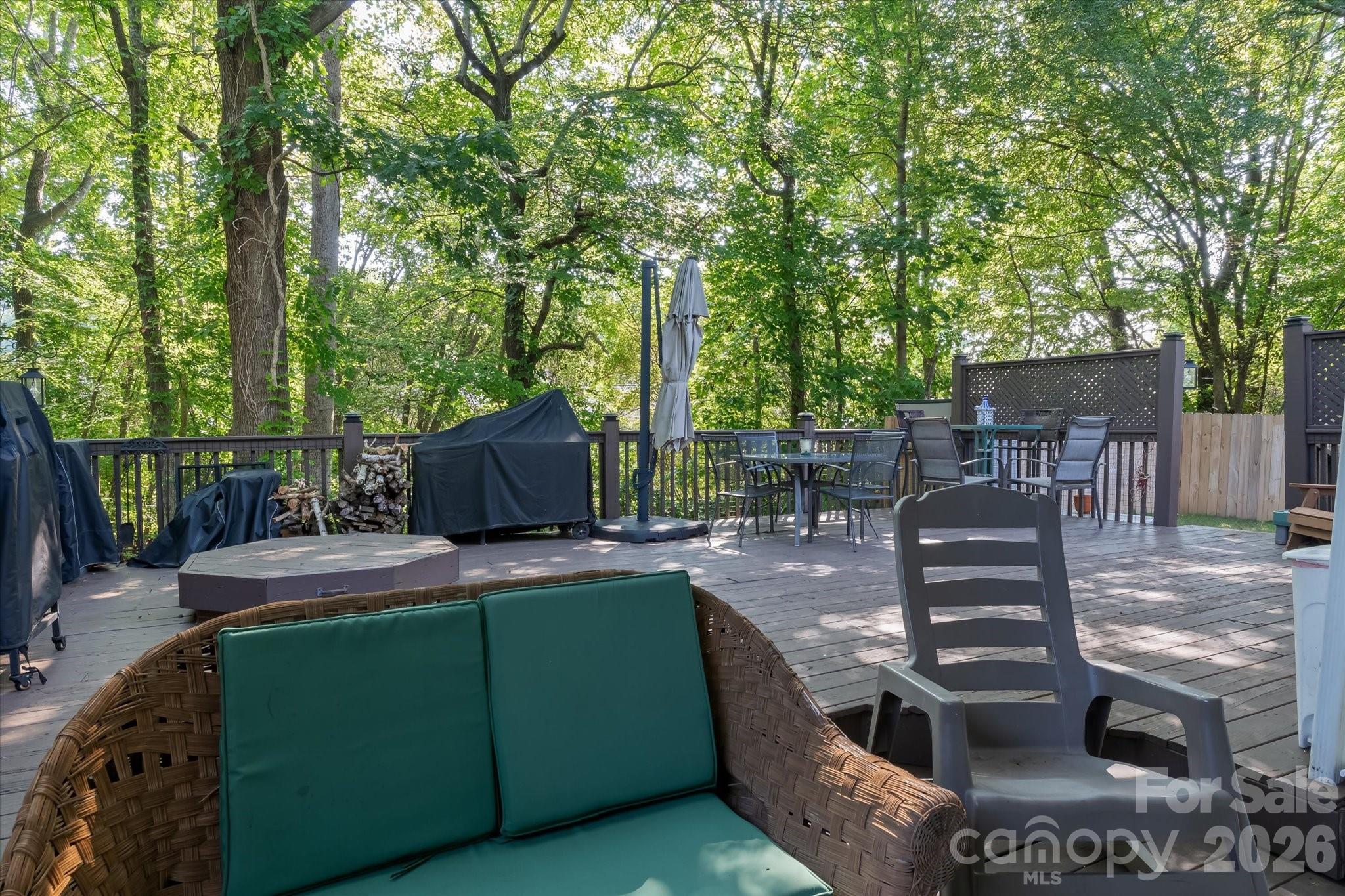 13502 Glencreek Lane — Huntersville