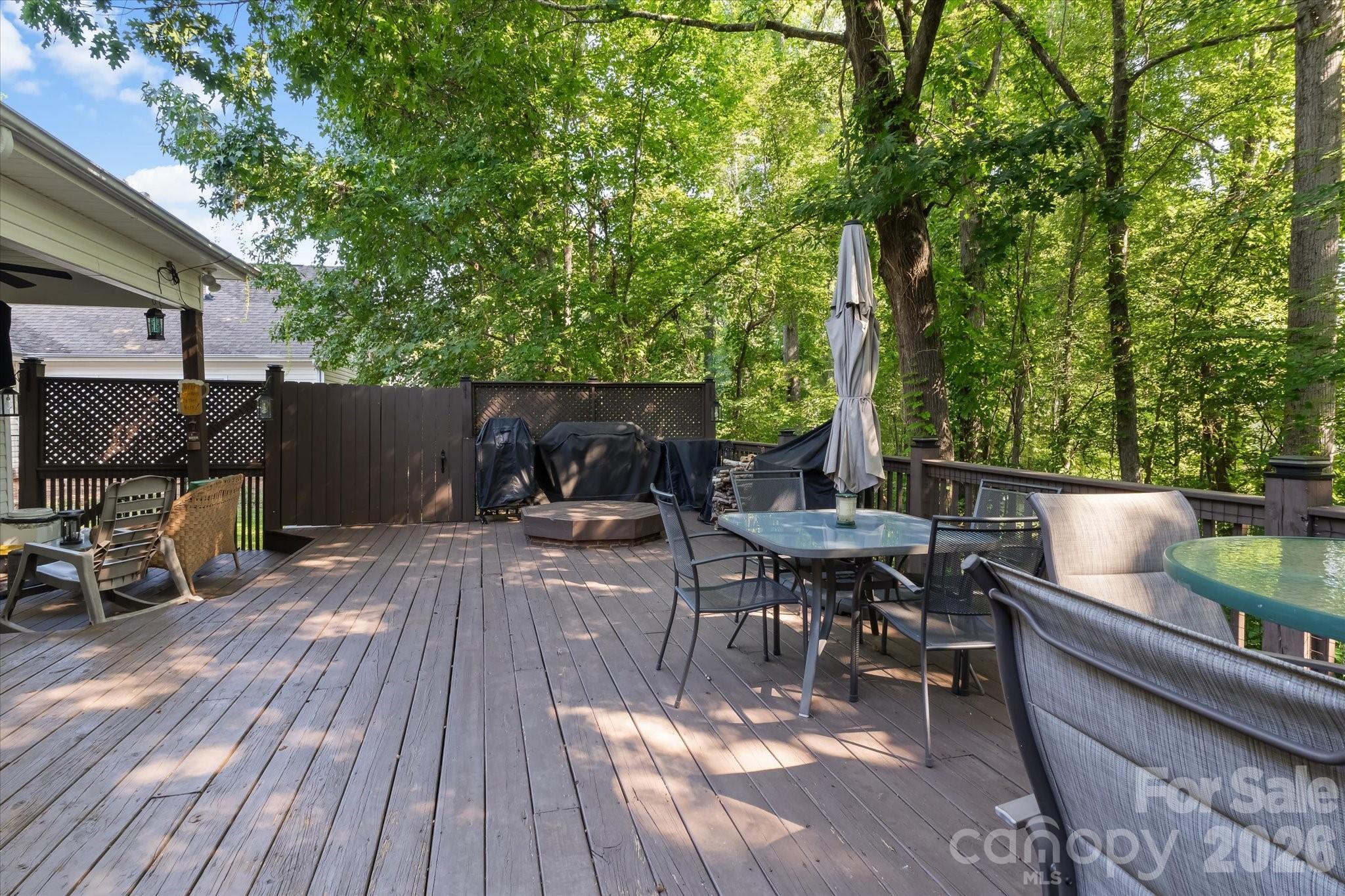 13502 Glencreek Lane — Huntersville