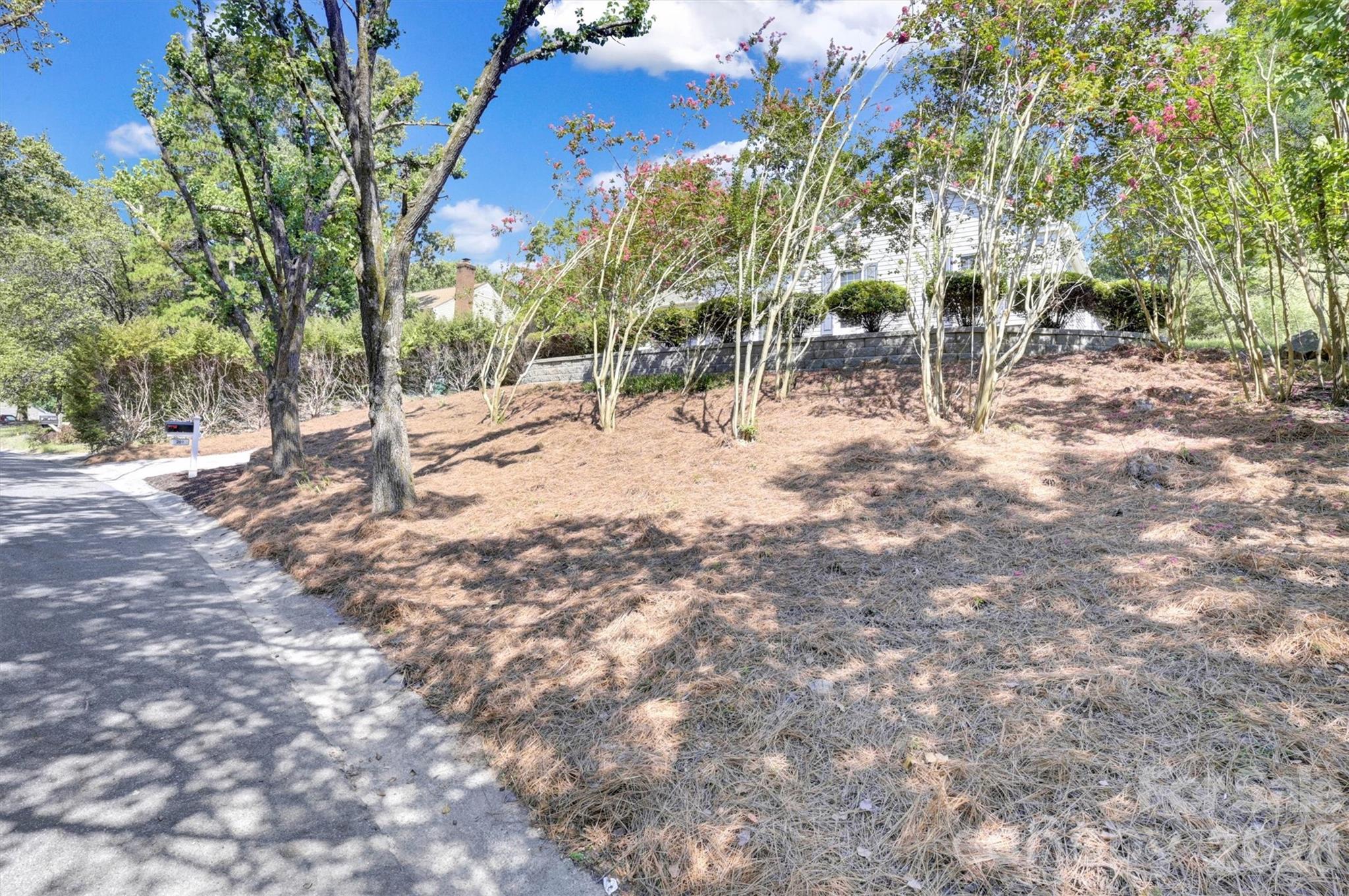201 Sandymead Road — Matthews
