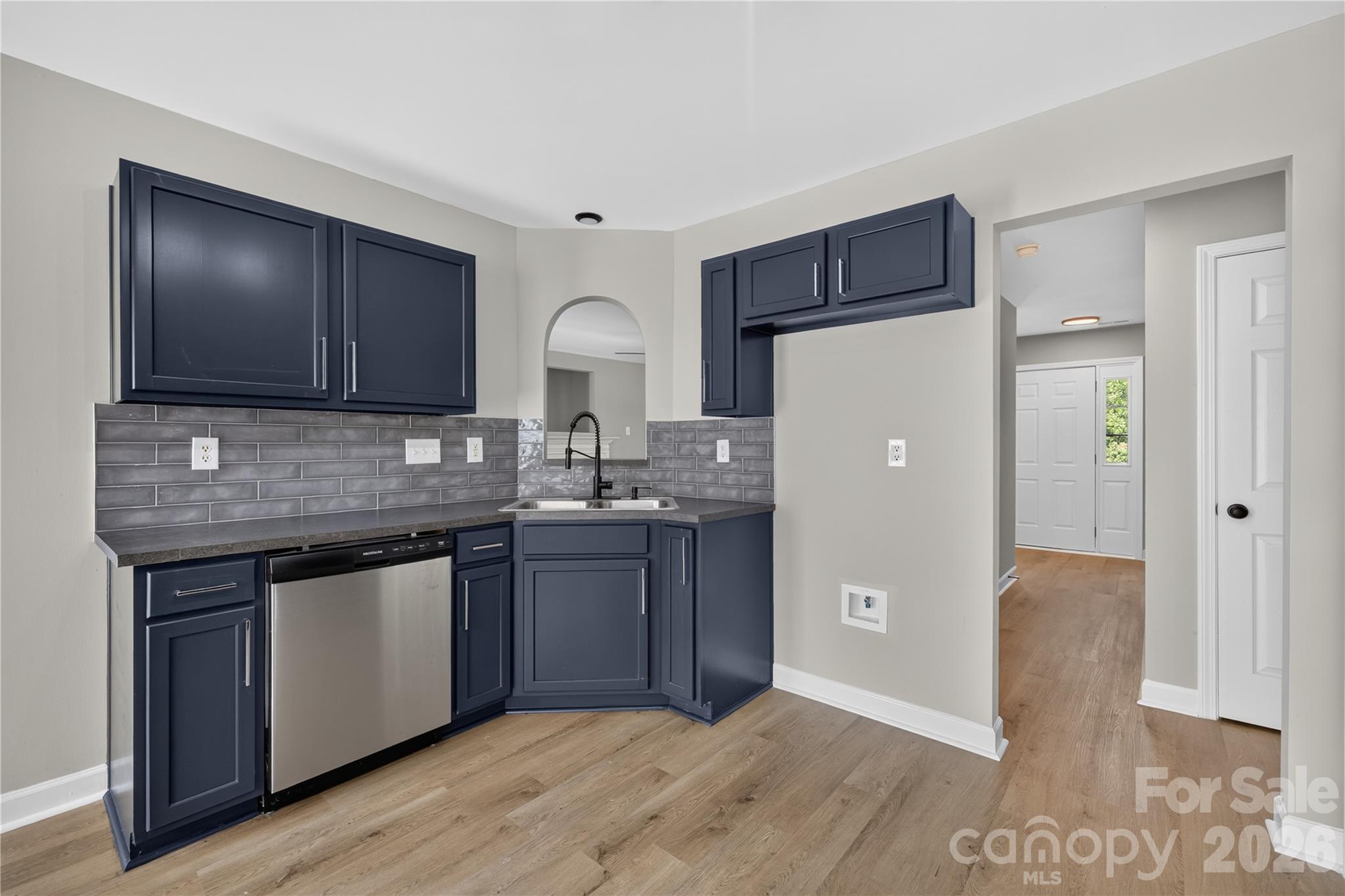 634 Longacre Drive — Charlotte