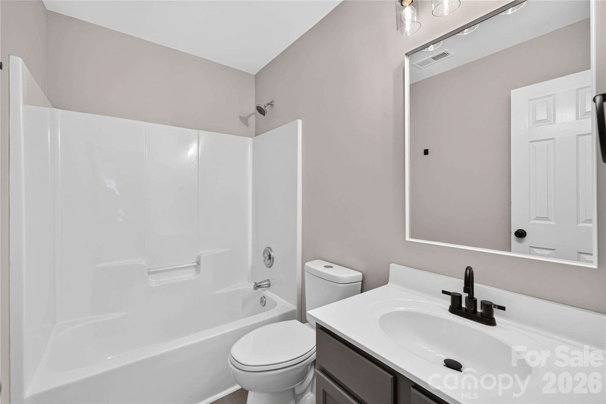 634 Longacre Drive — Charlotte