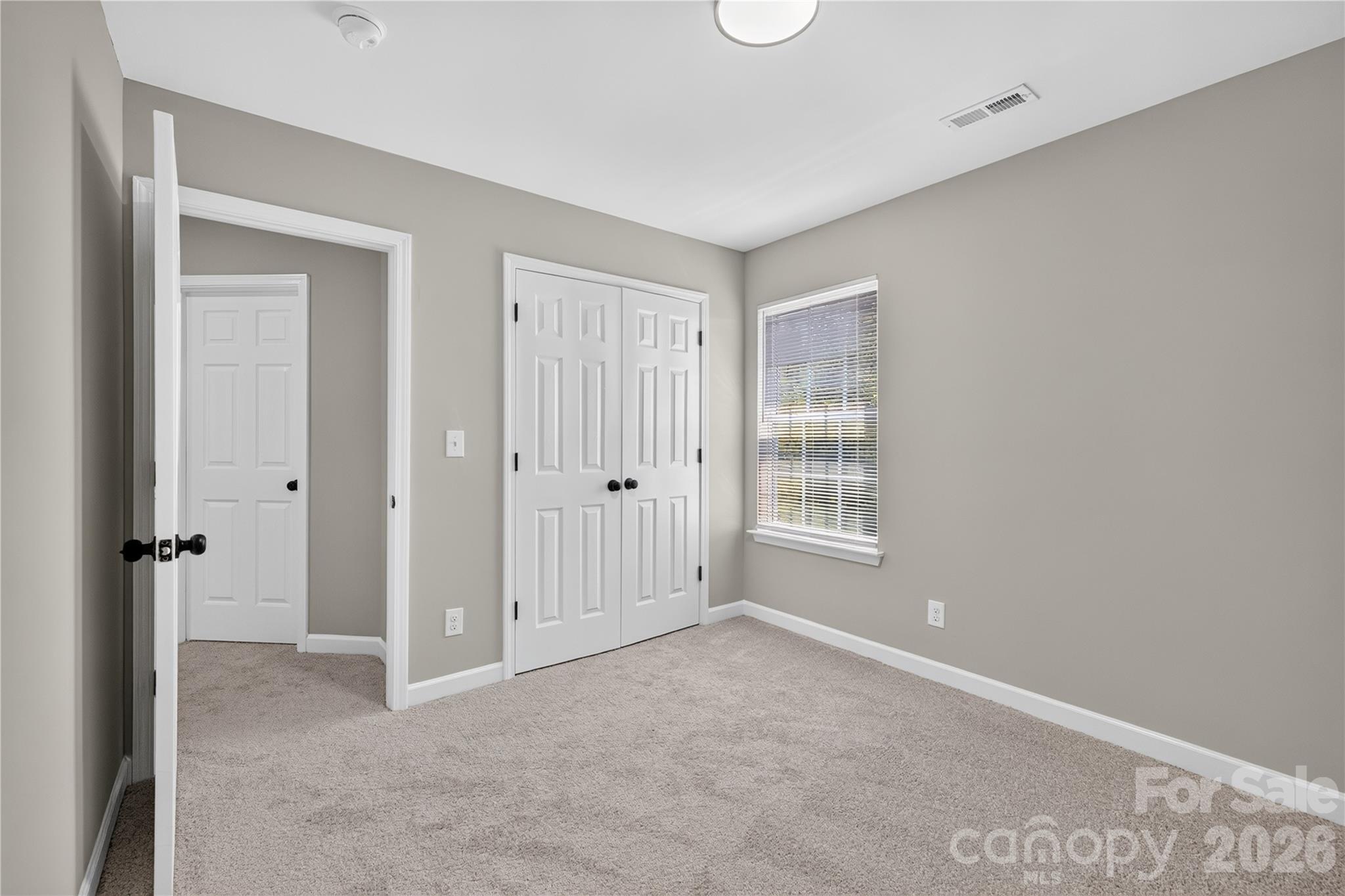 634 Longacre Drive — Charlotte