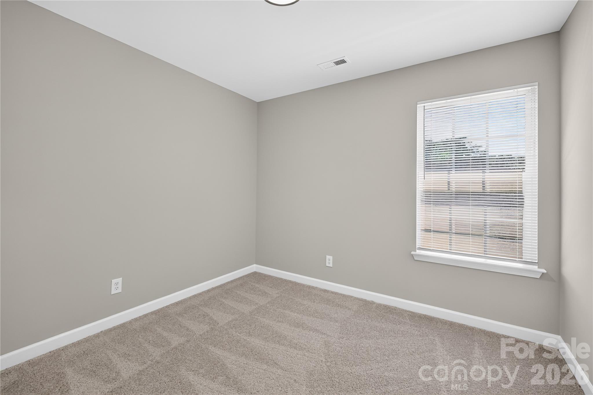 634 Longacre Drive — Charlotte