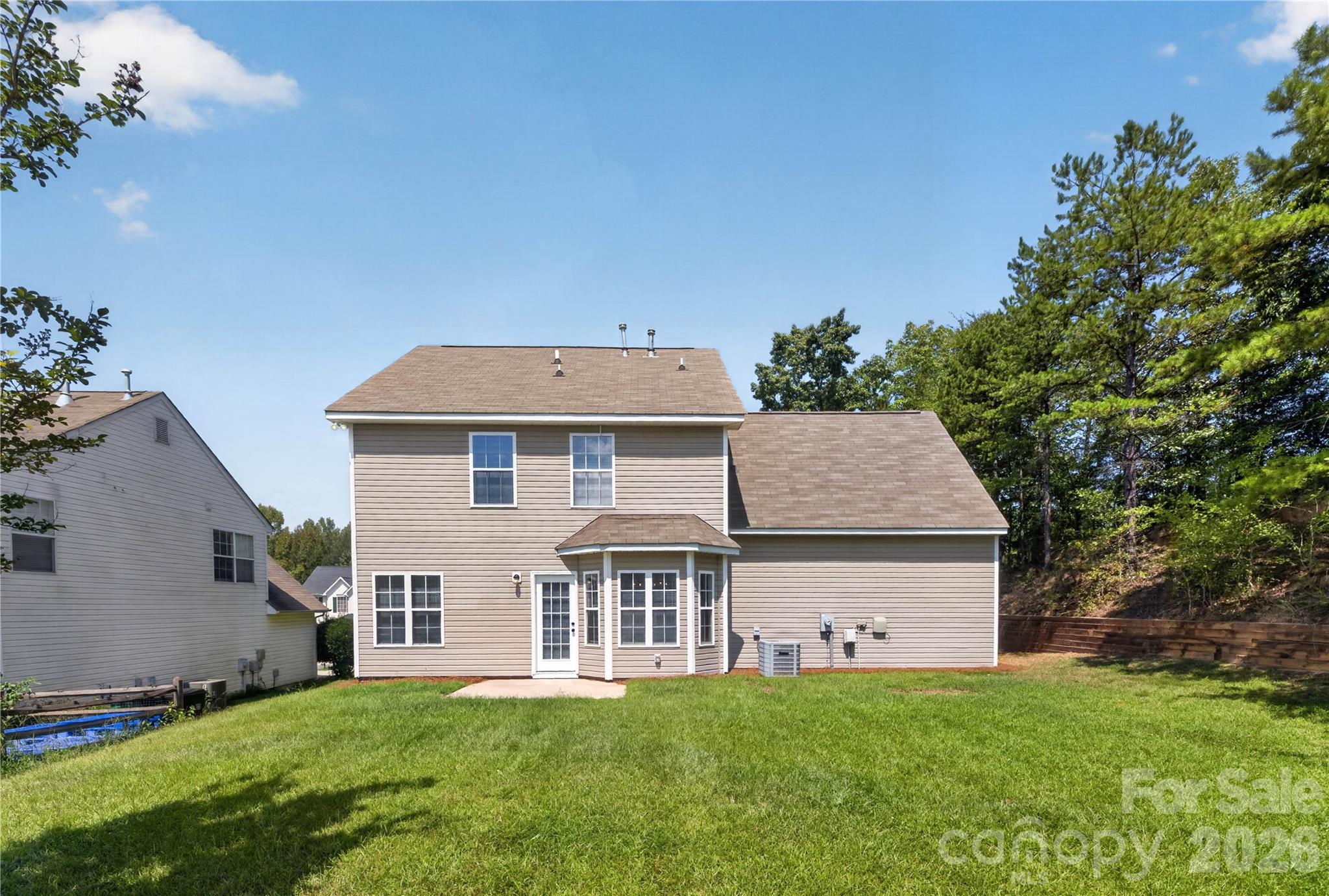 634 Longacre Drive — Charlotte