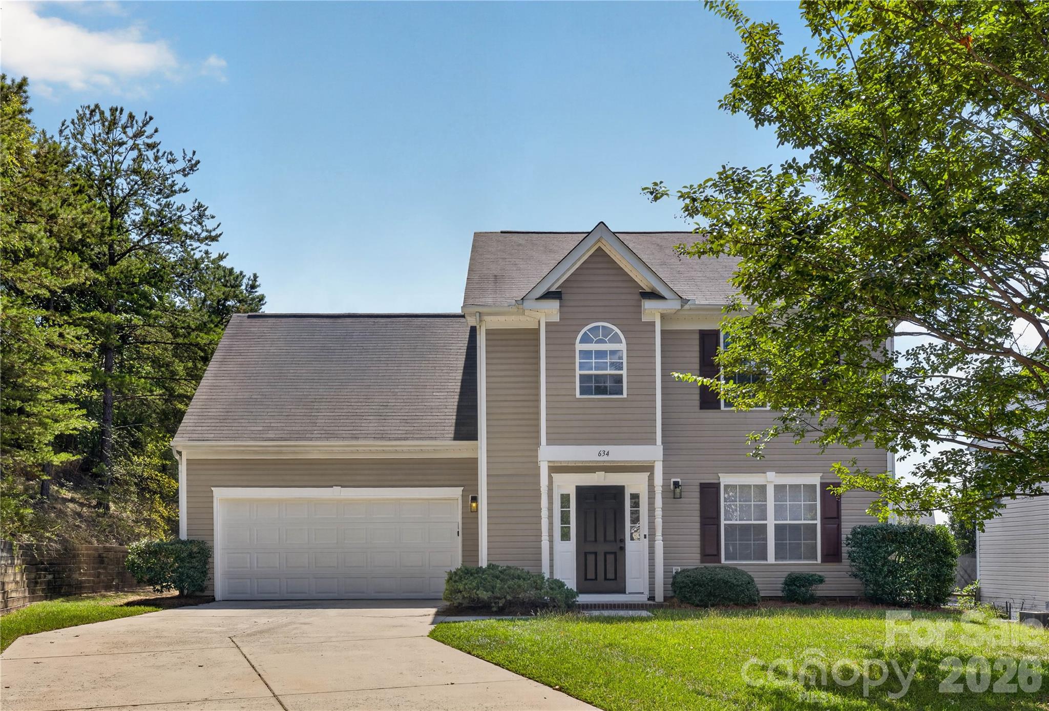 634 Longacre Drive — Charlotte